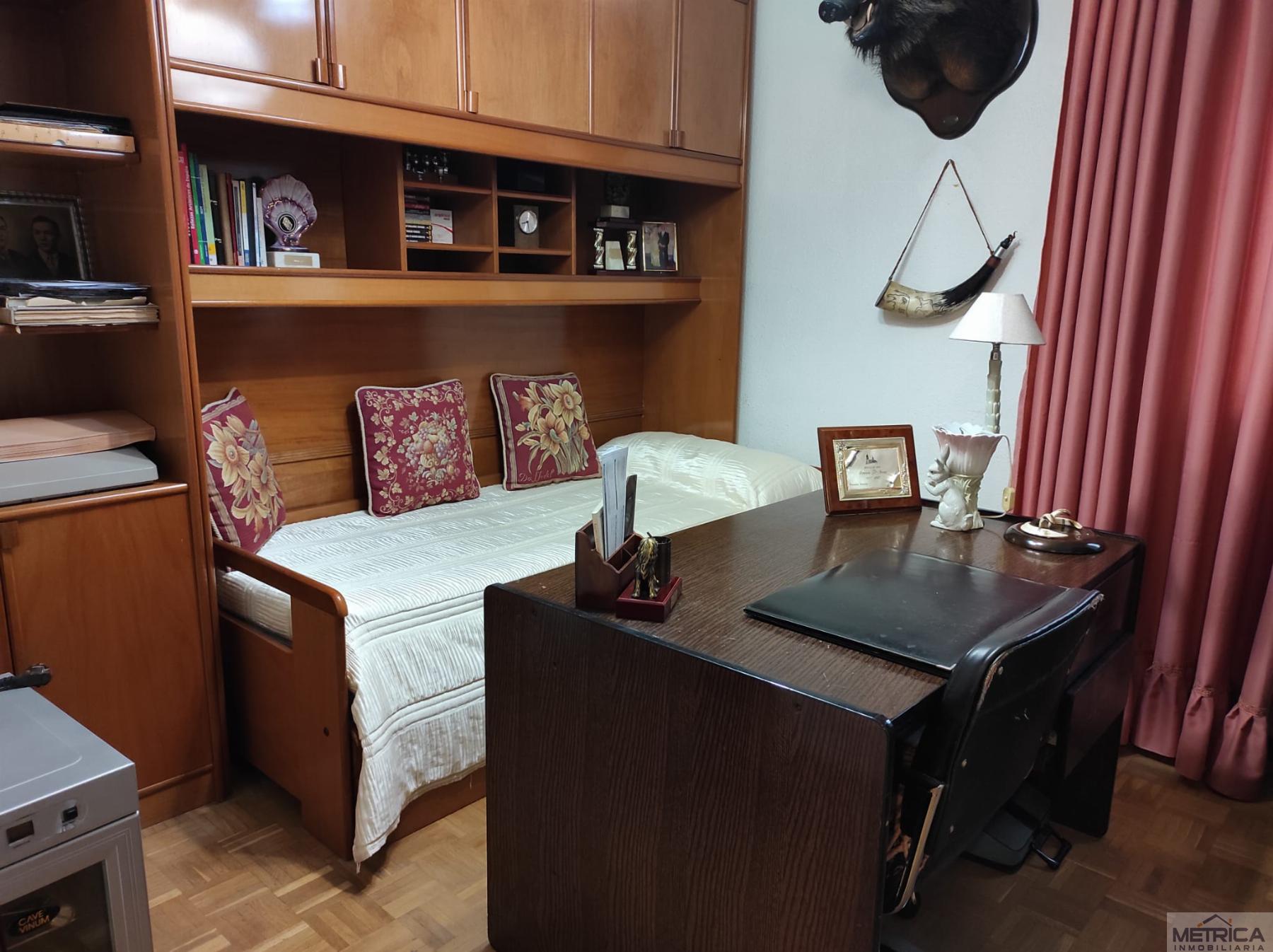For sale of flat in Salamanca