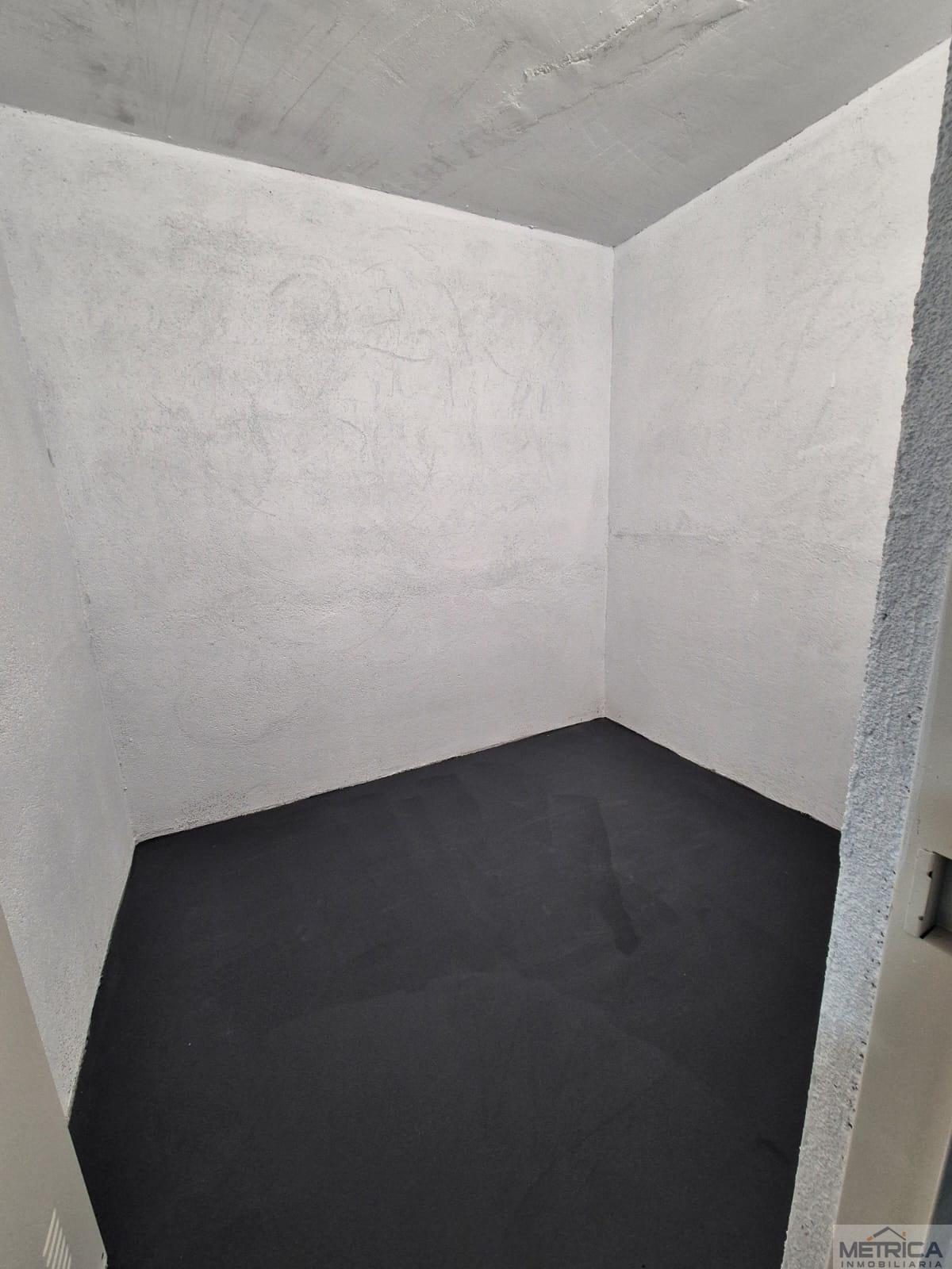 For rent of storage room in Salamanca