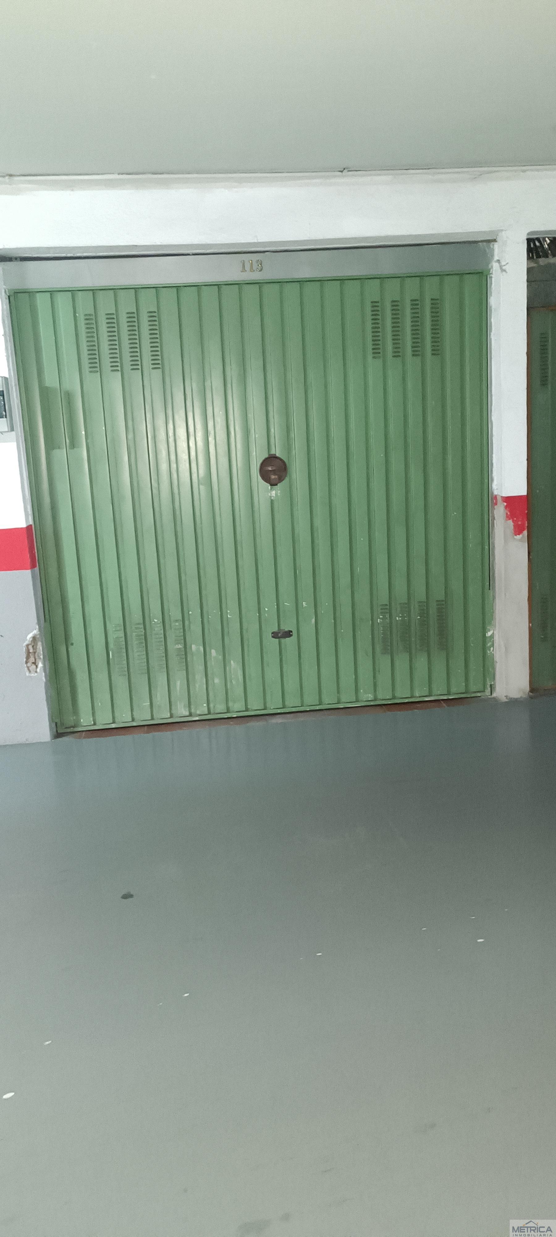 For rent of garage in Salamanca