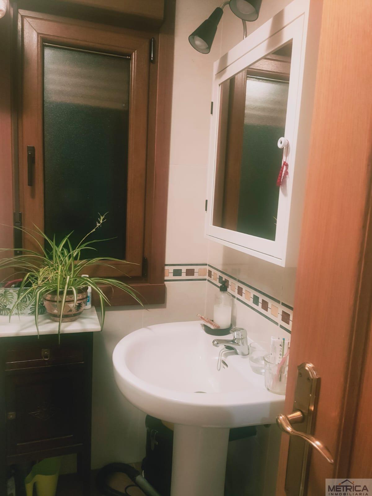 For sale of chalet in Castellanos de Moriscos