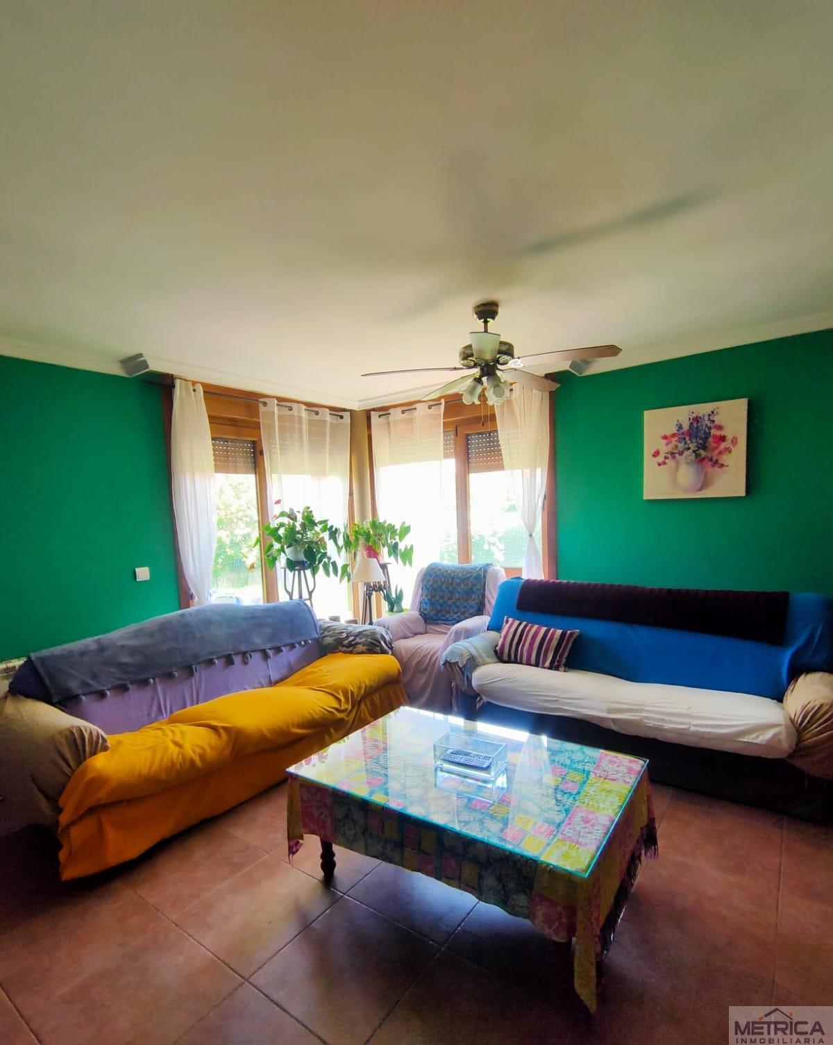 For sale of chalet in Castellanos de Moriscos