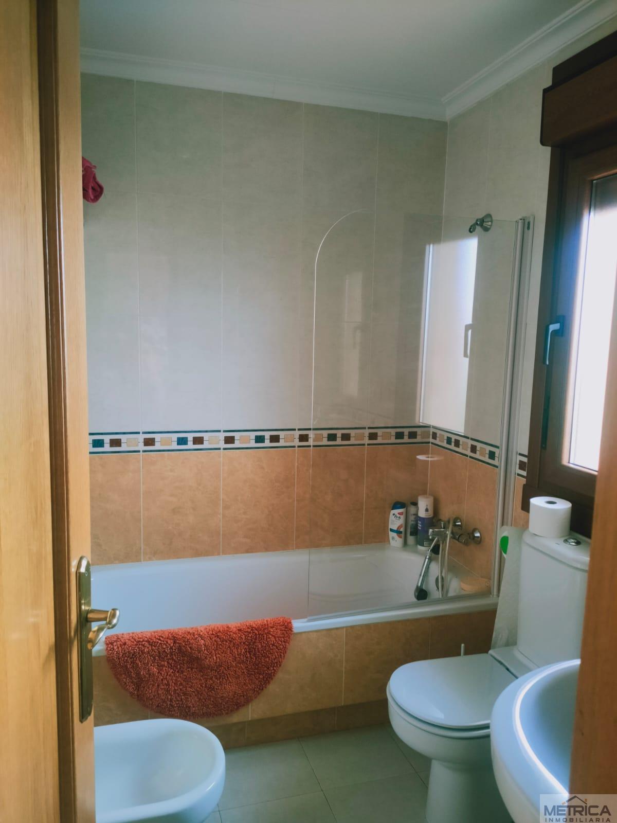 For sale of chalet in Castellanos de Moriscos