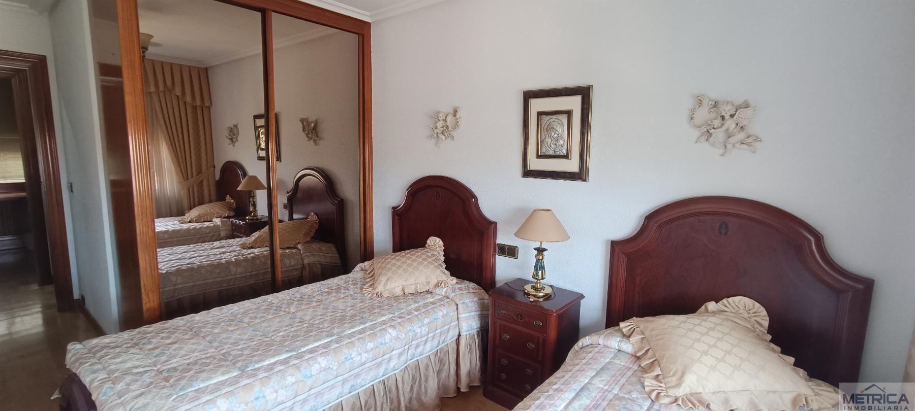 For sale of flat in Salamanca