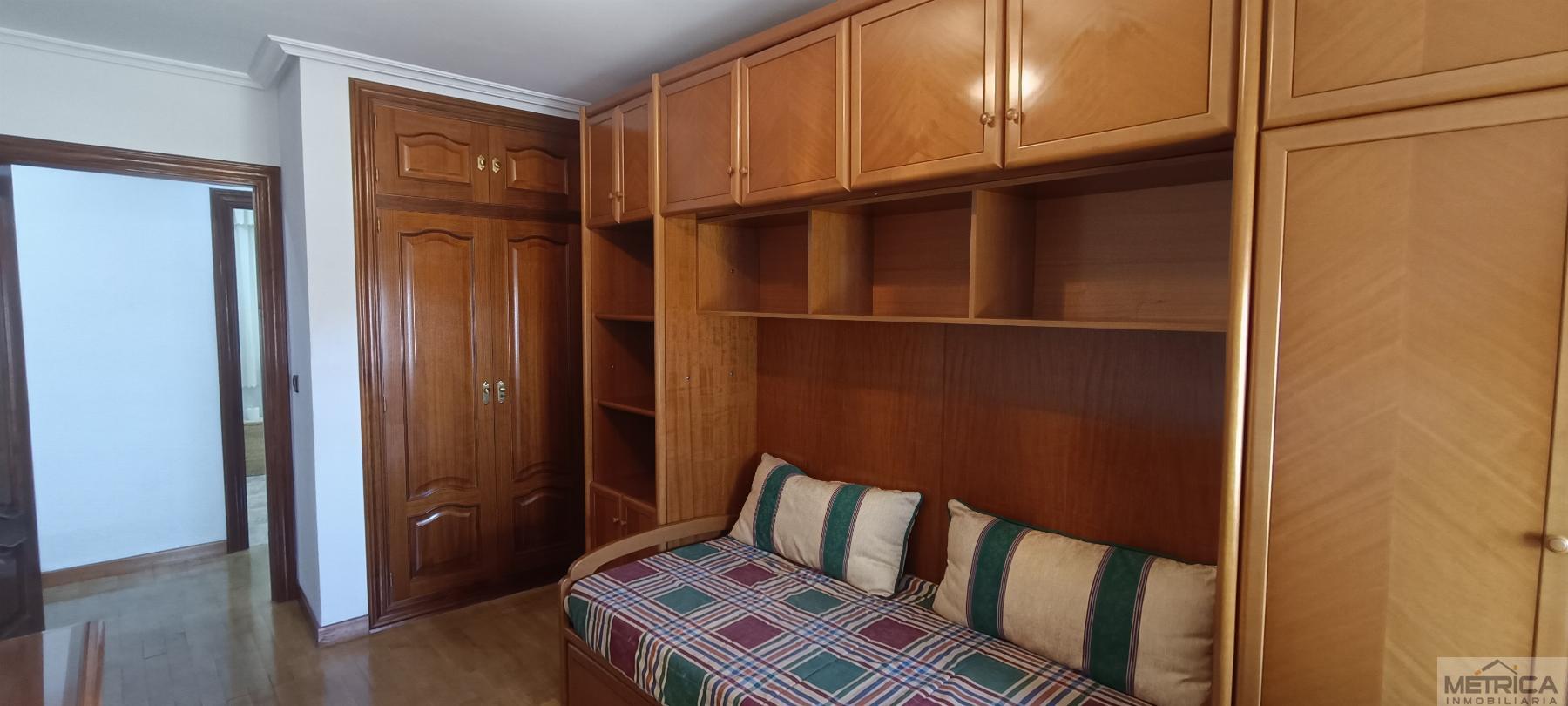 For sale of flat in Salamanca