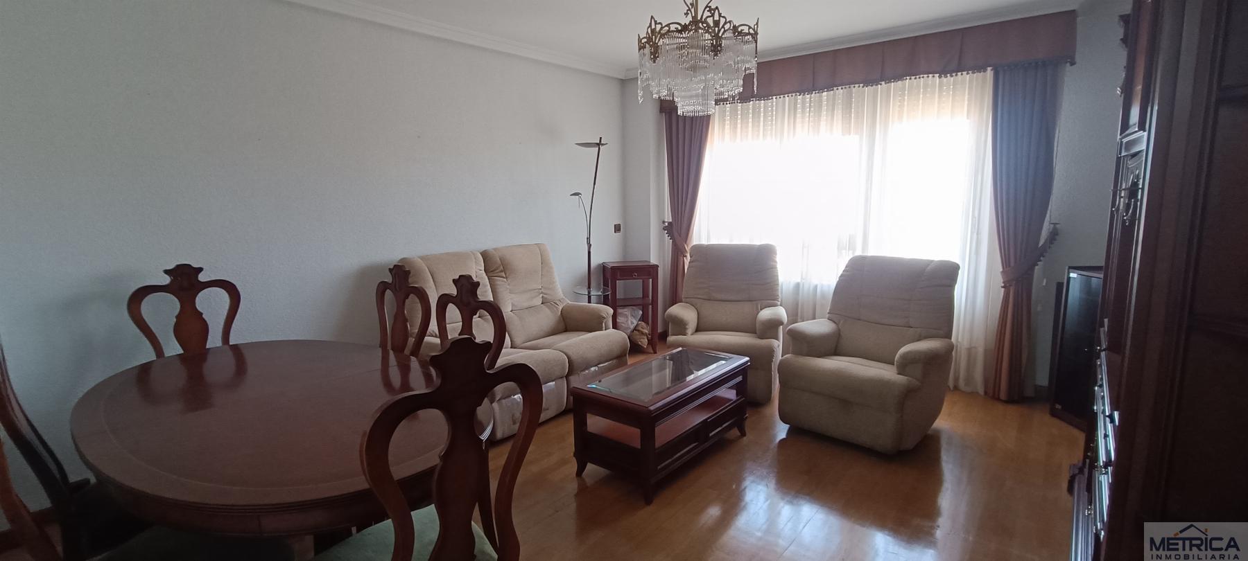 For sale of flat in Salamanca