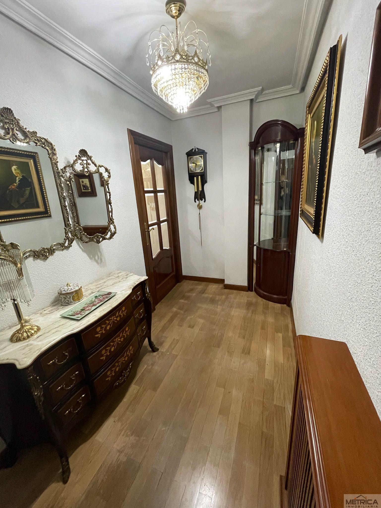 For sale of flat in Salamanca