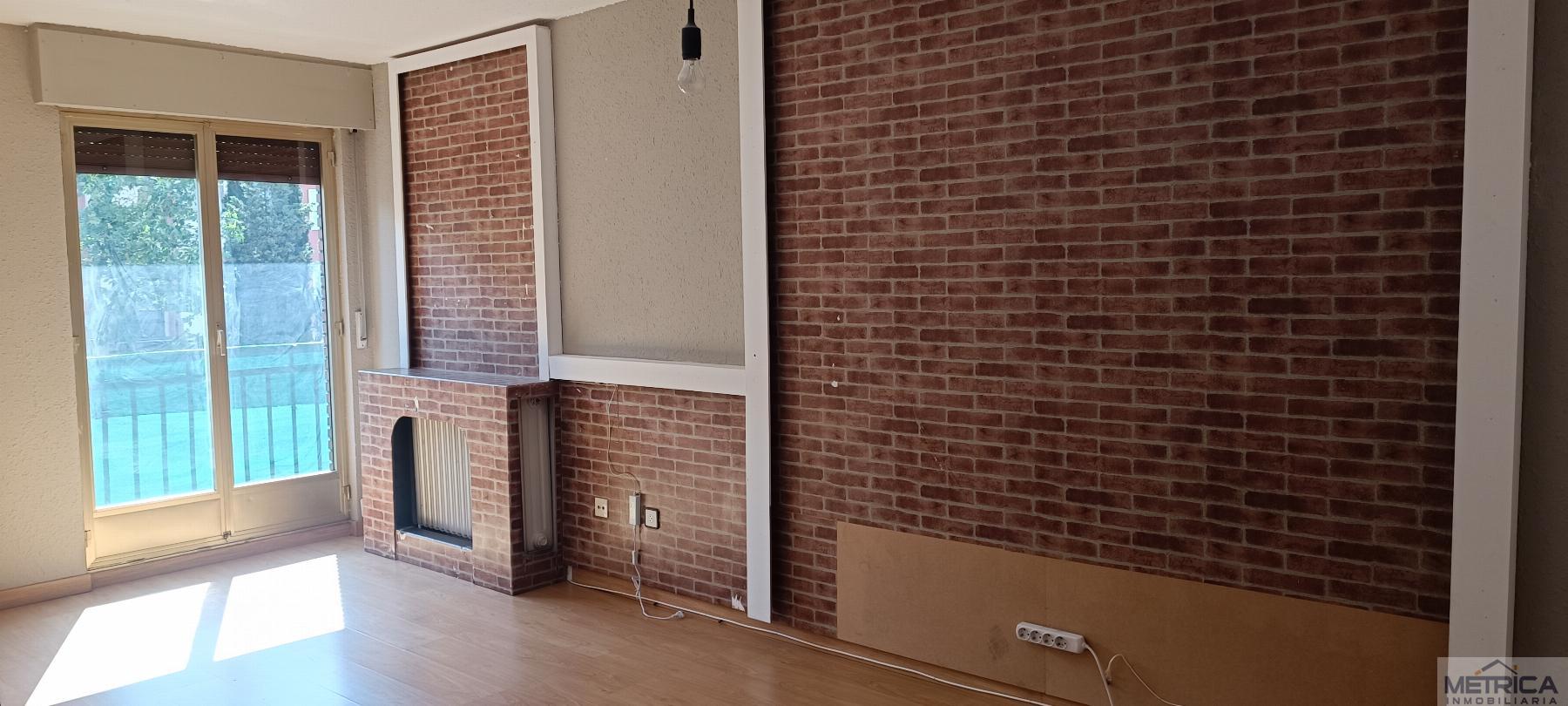 For sale of flat in Salamanca