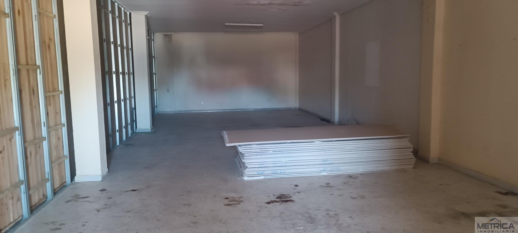 For sale of premises in Terradillos