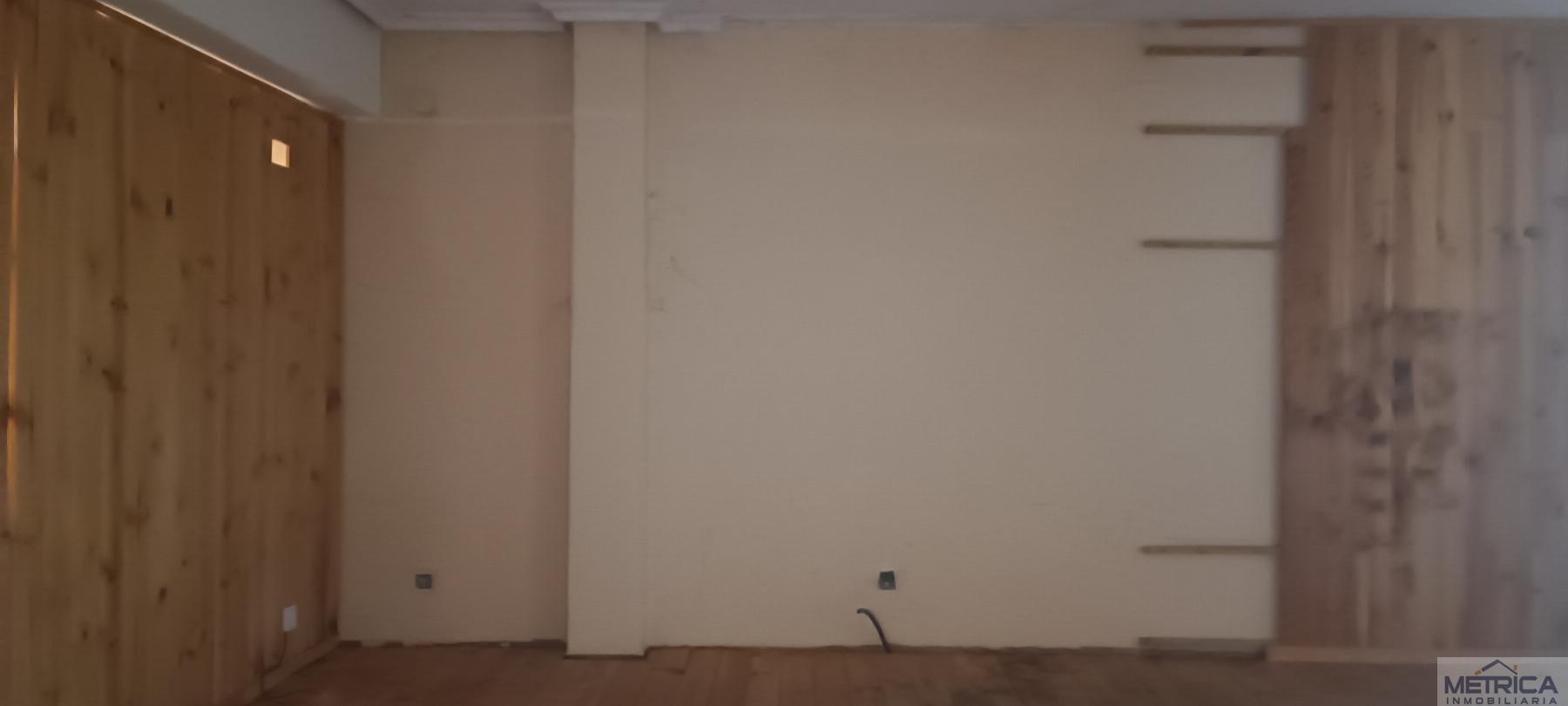 For sale of premises in Terradillos