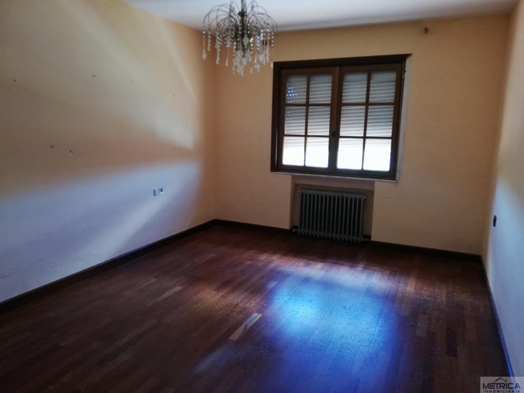 For sale of chalet in San Pedro de Rozados