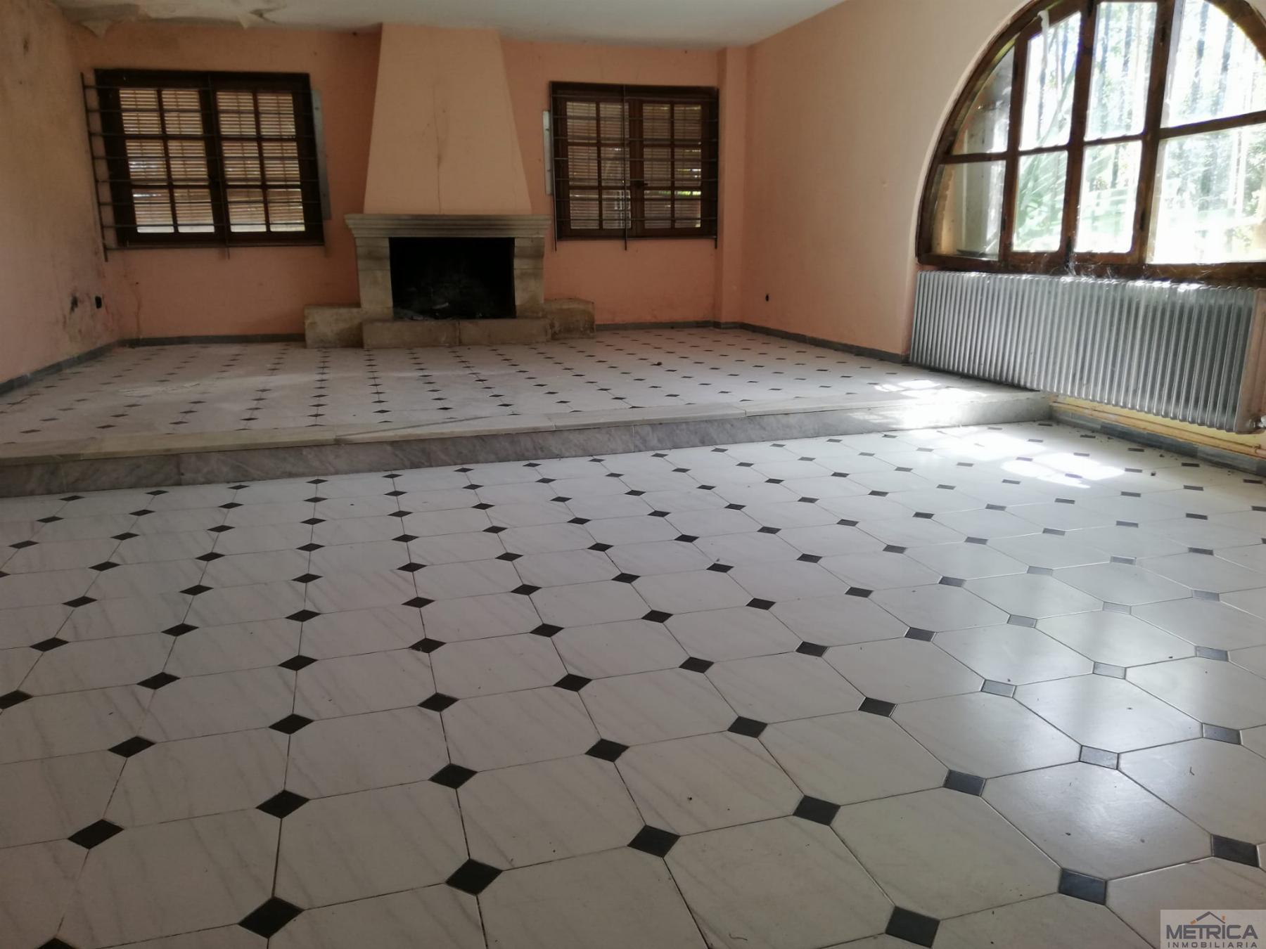 For sale of chalet in San Pedro de Rozados