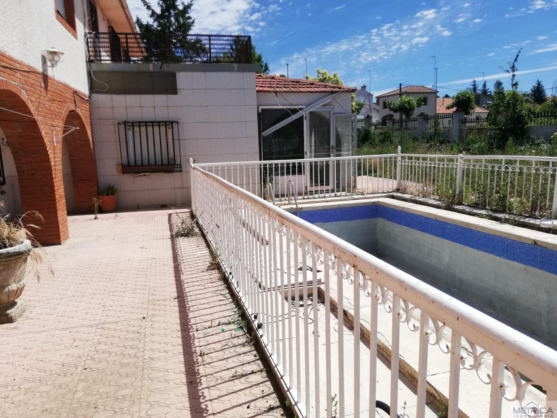 For sale of chalet in San Pedro de Rozados