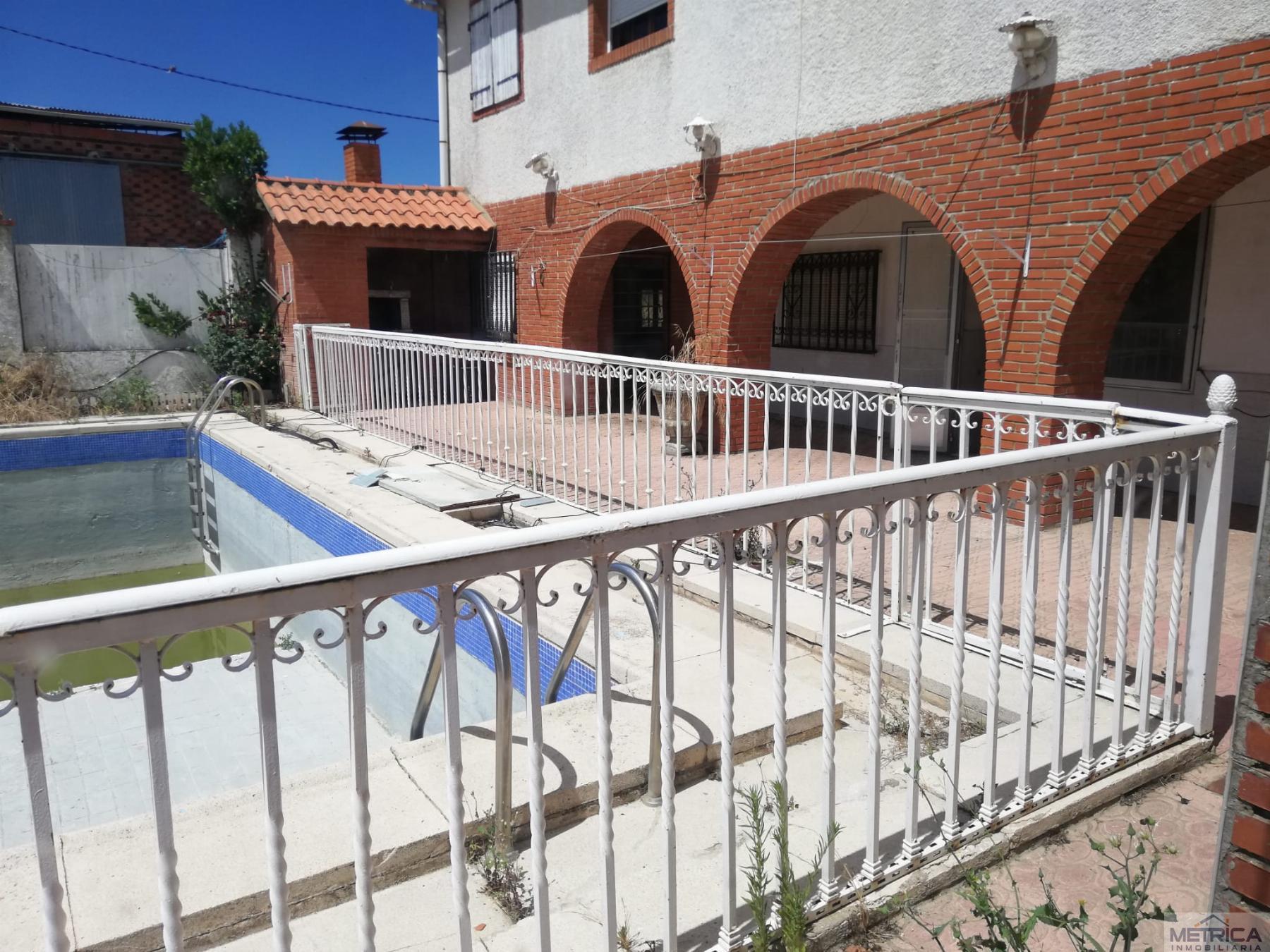 For sale of chalet in San Pedro de Rozados