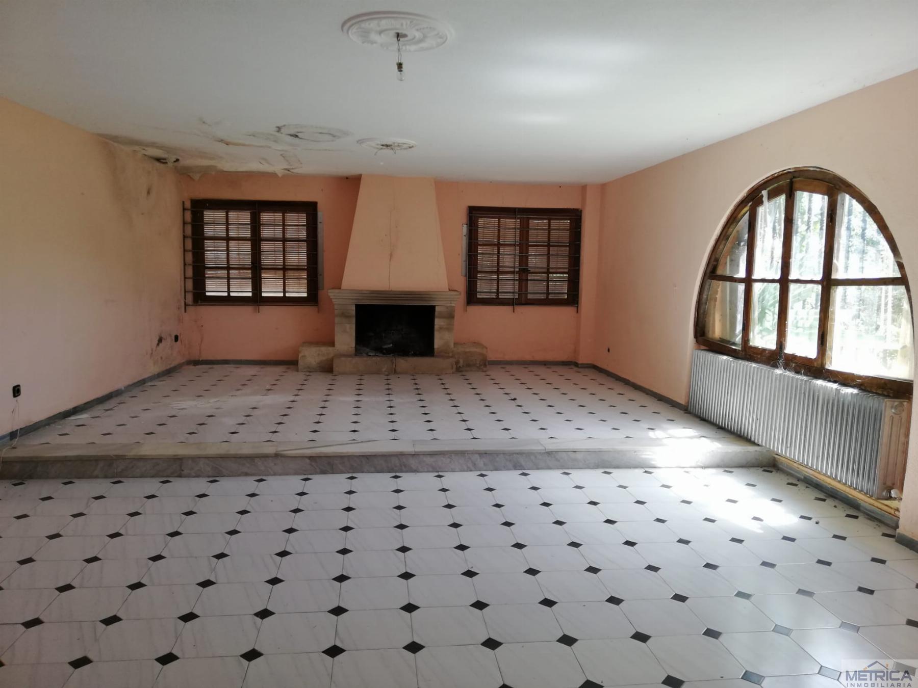 For sale of chalet in San Pedro de Rozados
