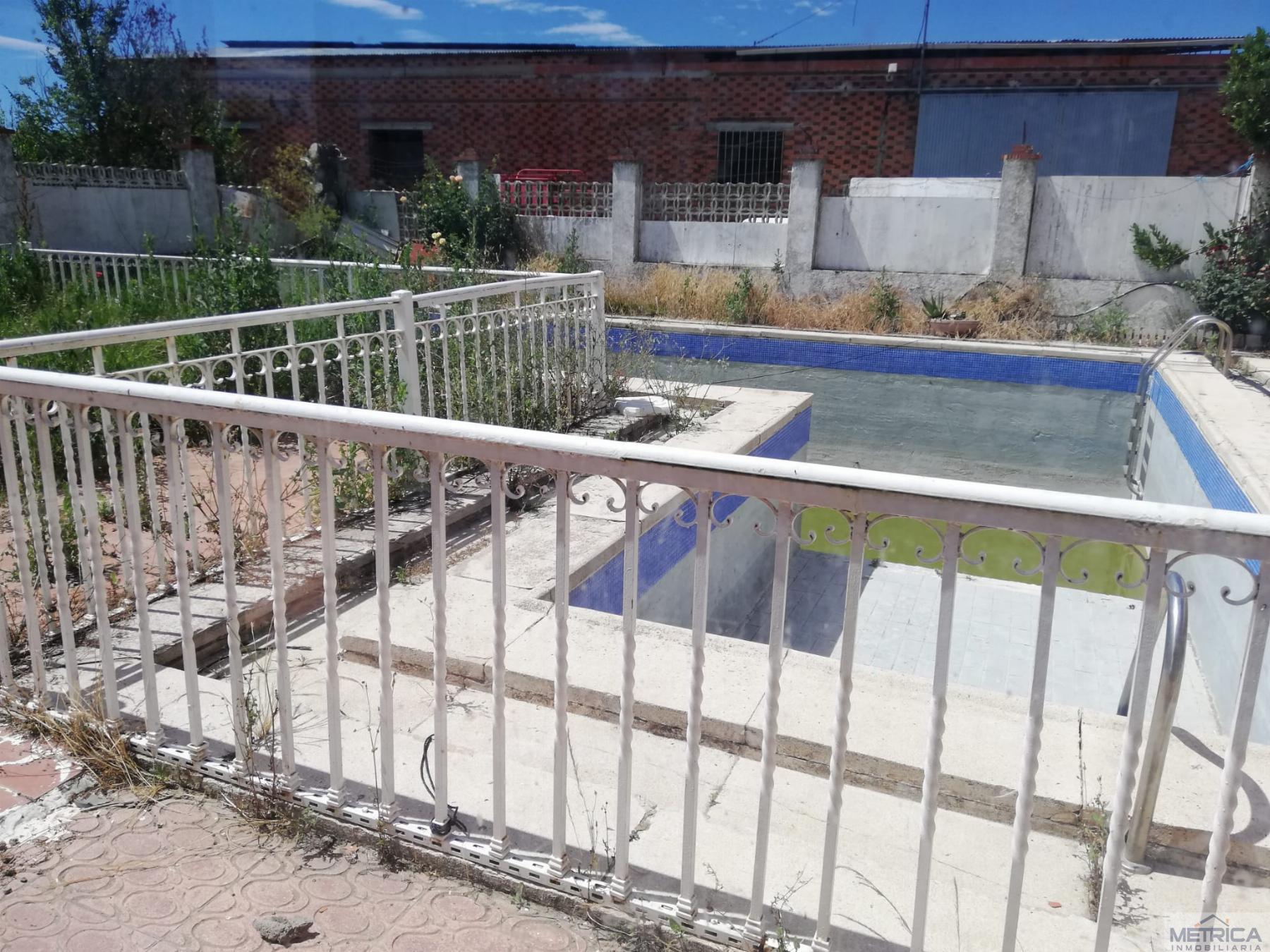 For sale of chalet in San Pedro de Rozados