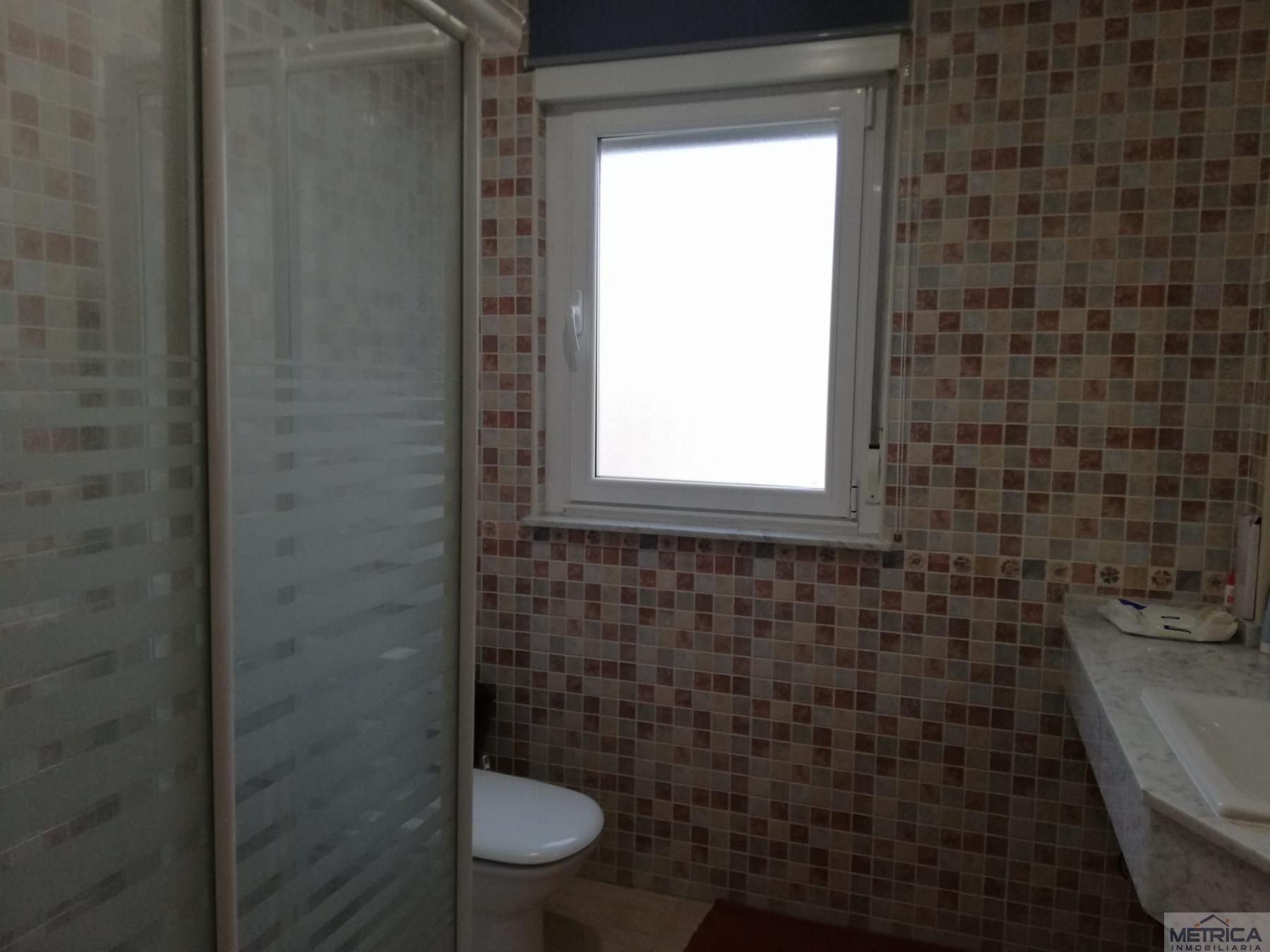 For sale of chalet in La Vellés