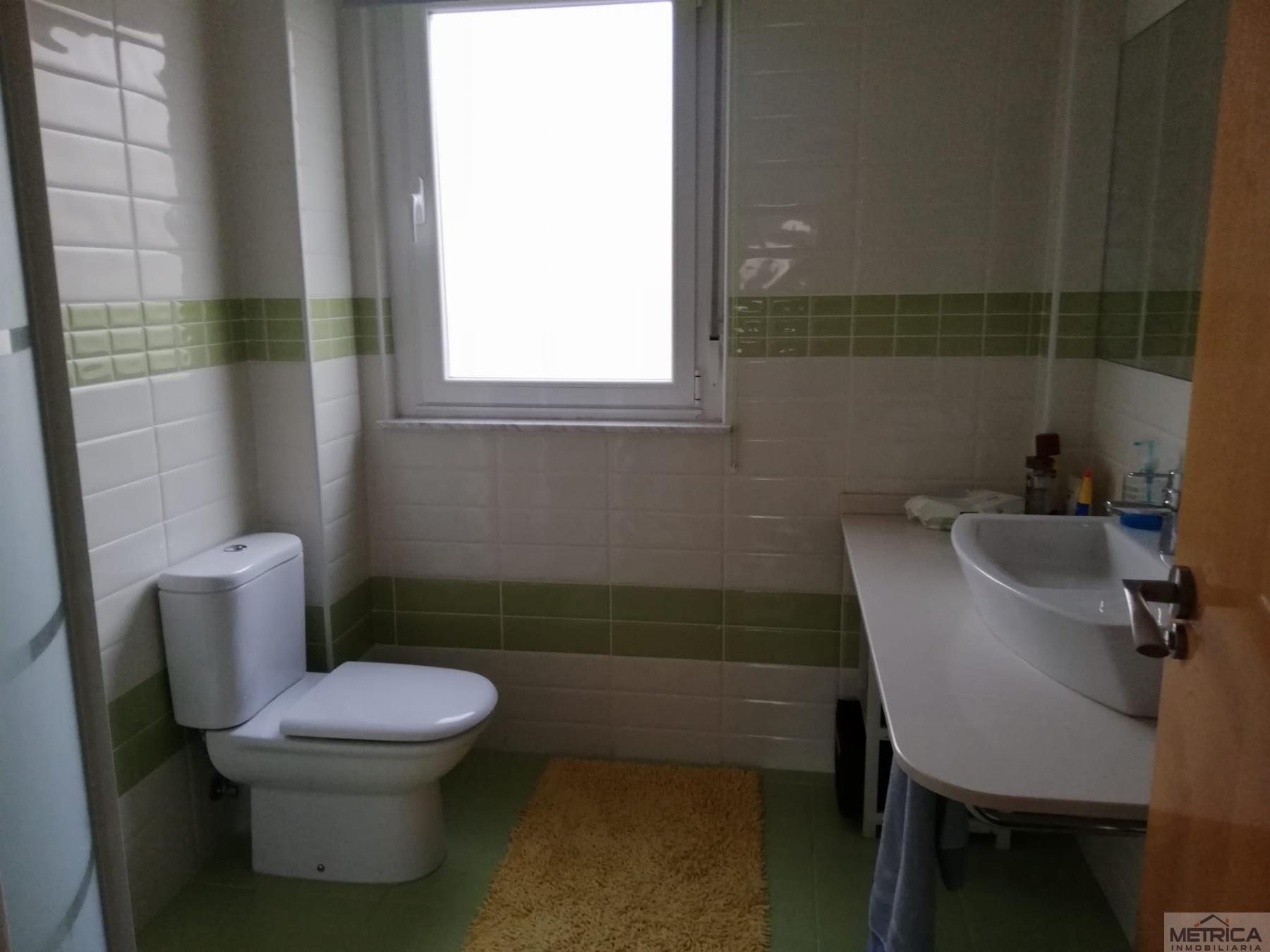 For sale of chalet in La Vellés