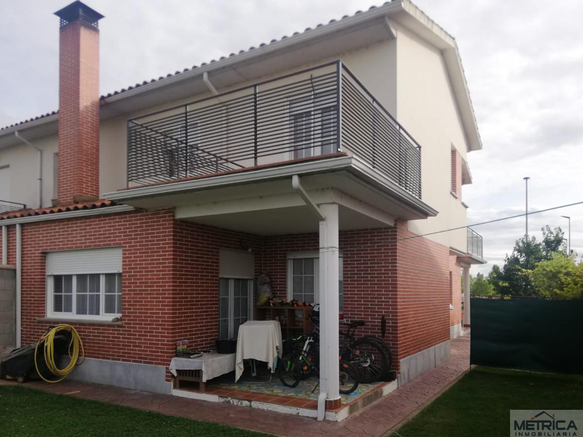 For sale of chalet in San Morales