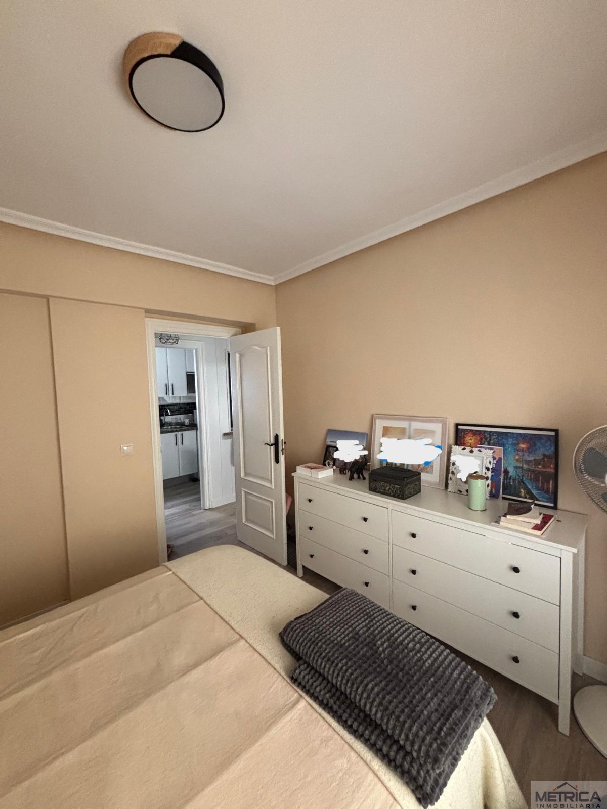 For sale of flat in Salamanca