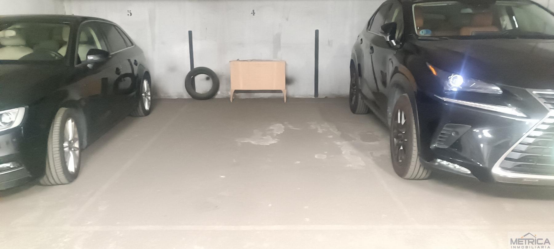 For sale of garage in Salamanca