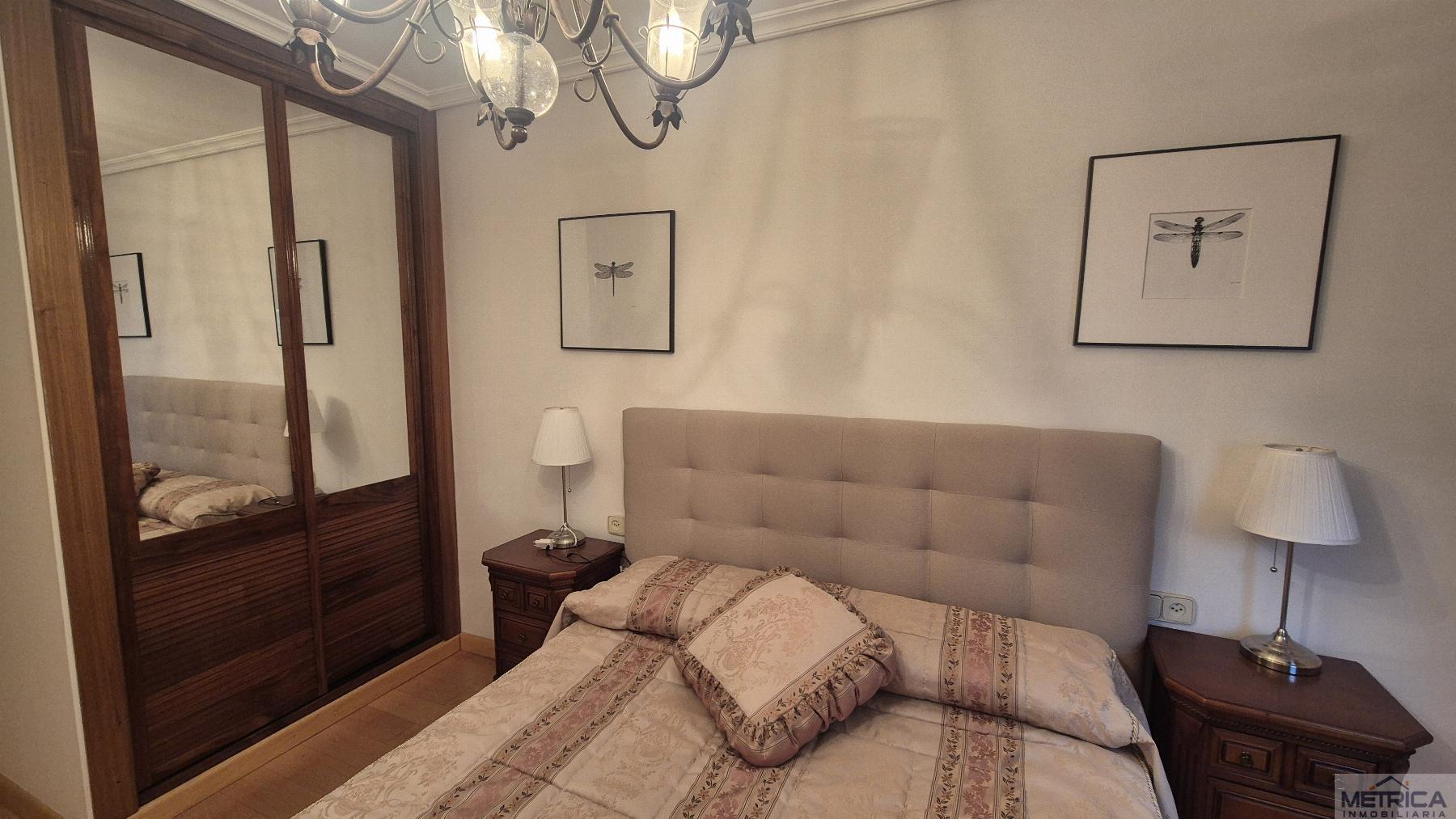 For sale of flat in Salamanca
