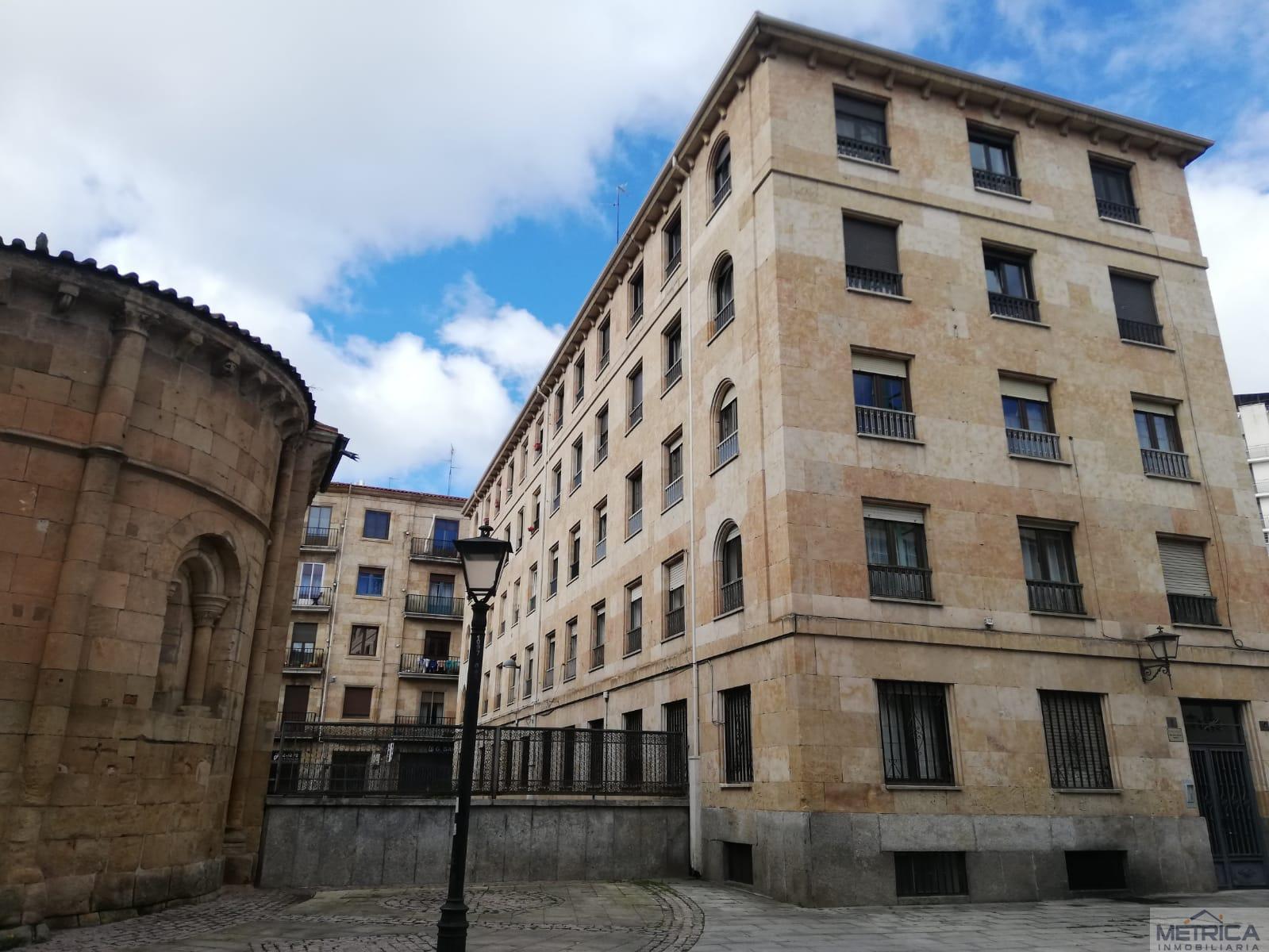 For sale of flat in Salamanca