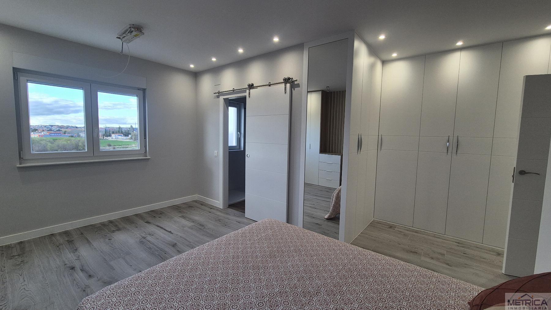 For sale of chalet in Carbajosa de la Sagrada