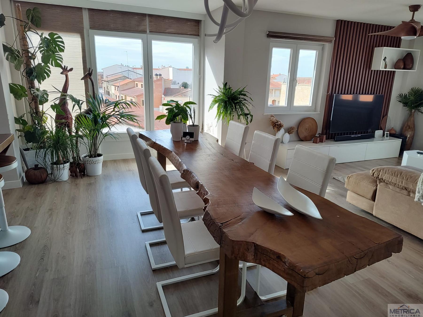 For sale of flat in Calzada de Valdunciel
