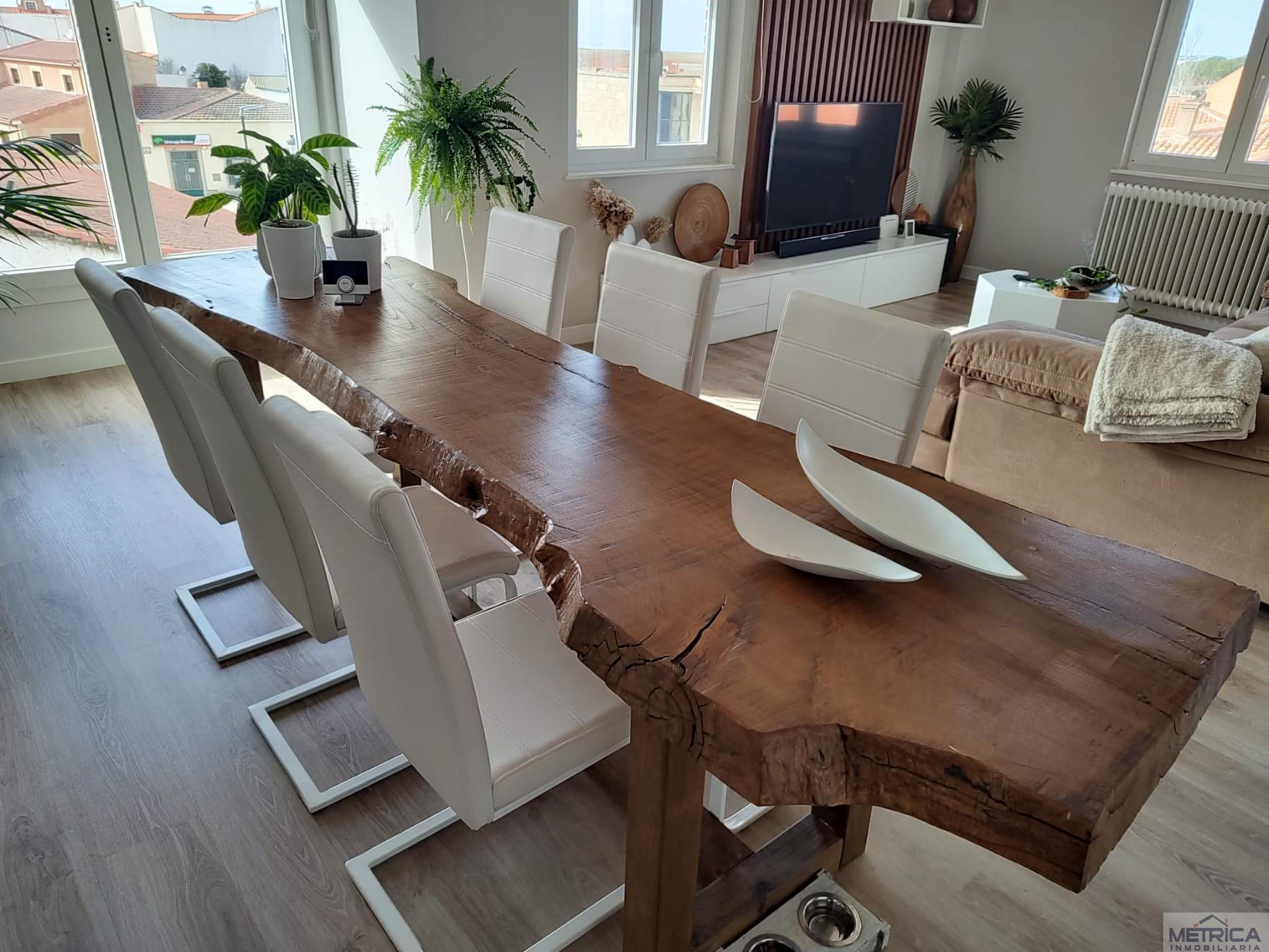 For sale of flat in Calzada de Valdunciel