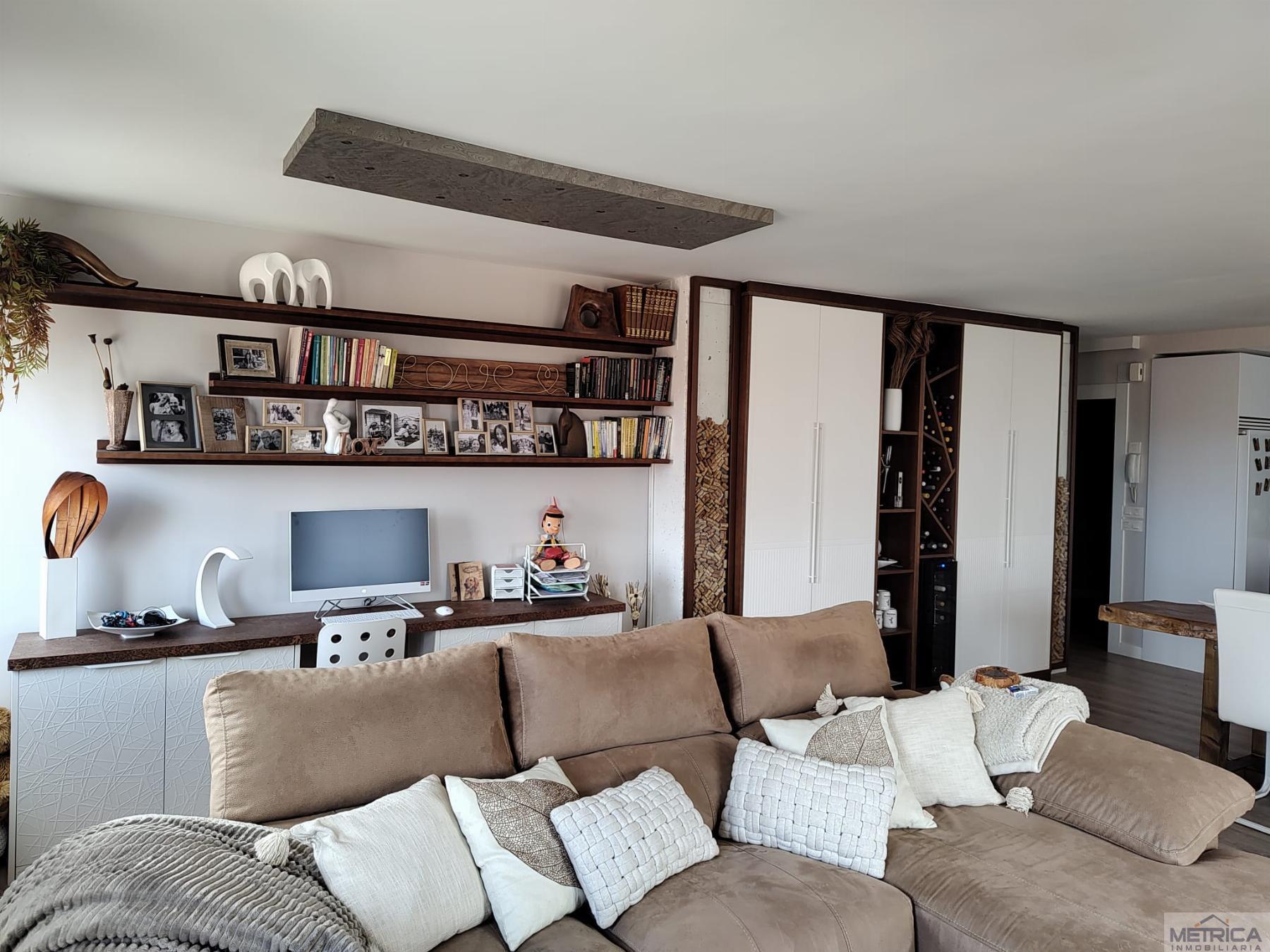 For sale of flat in Calzada de Valdunciel