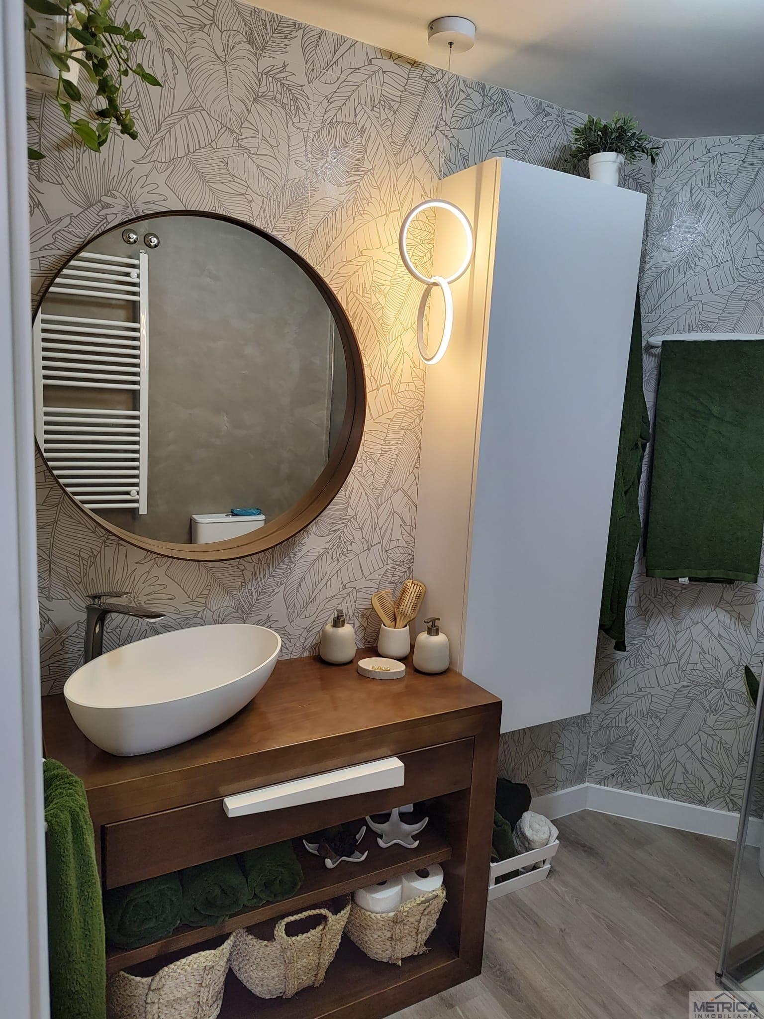 For sale of flat in Calzada de Valdunciel