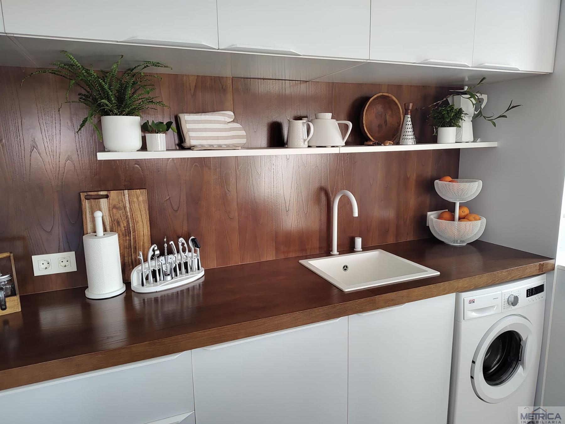 For sale of flat in Calzada de Valdunciel