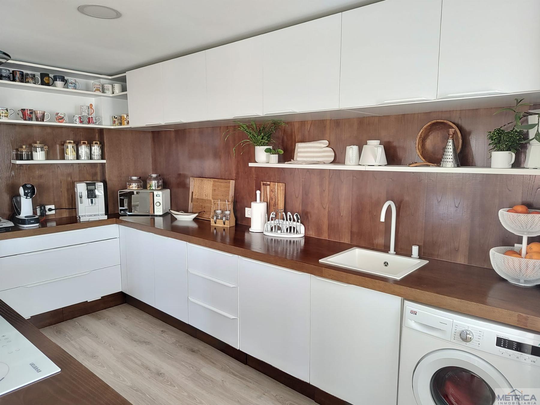 For sale of flat in Calzada de Valdunciel