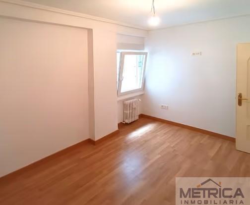 For sale of flat in Salamanca