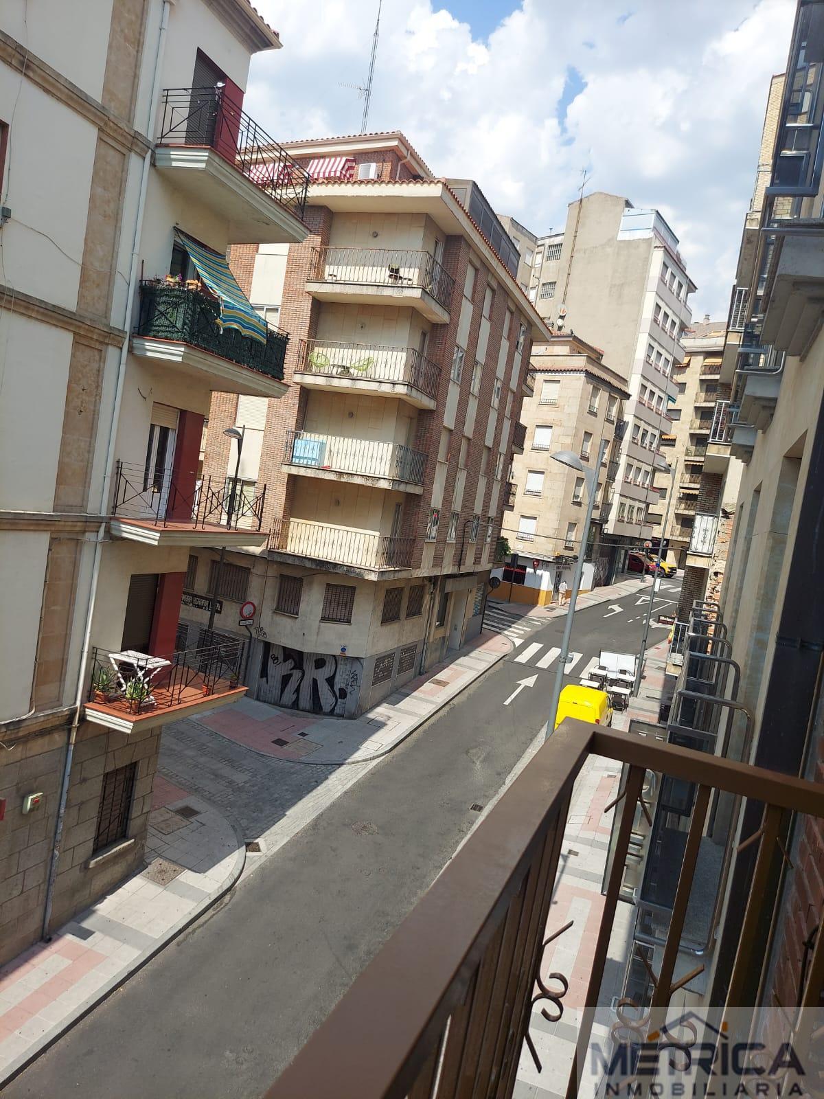 For rent of flat in Salamanca