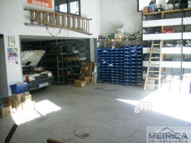 For sale of commercial in Salamanca