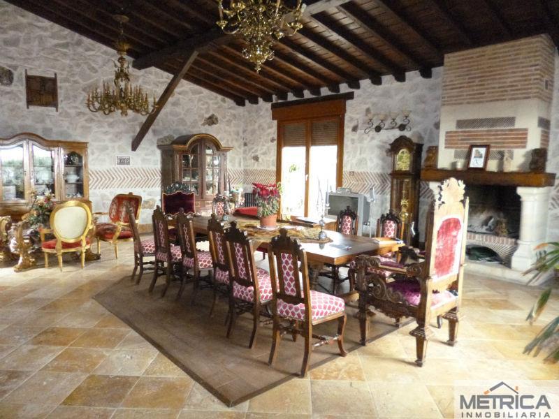 For sale of chalet in Pelabravo