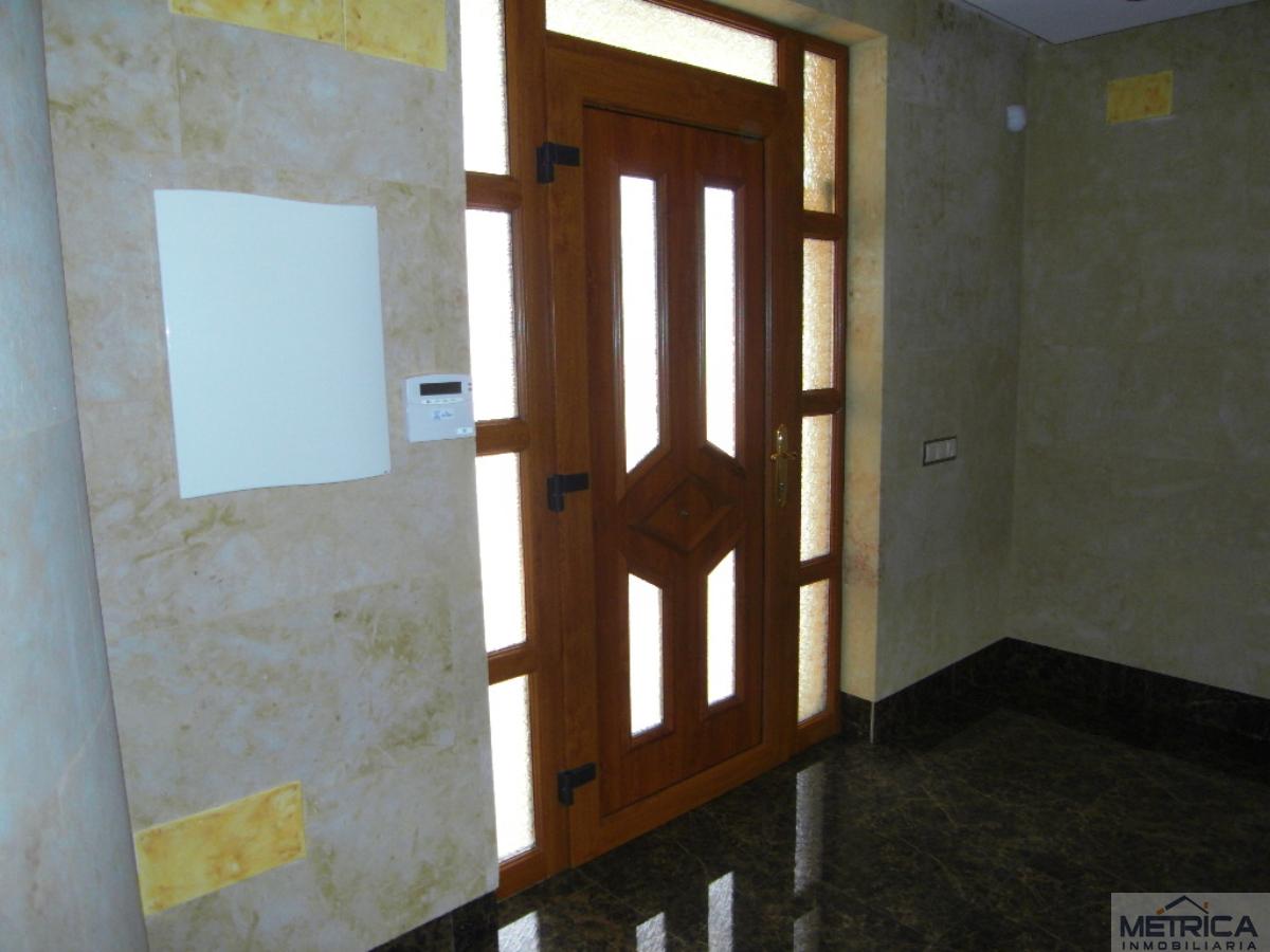 For sale of chalet in Villamayor