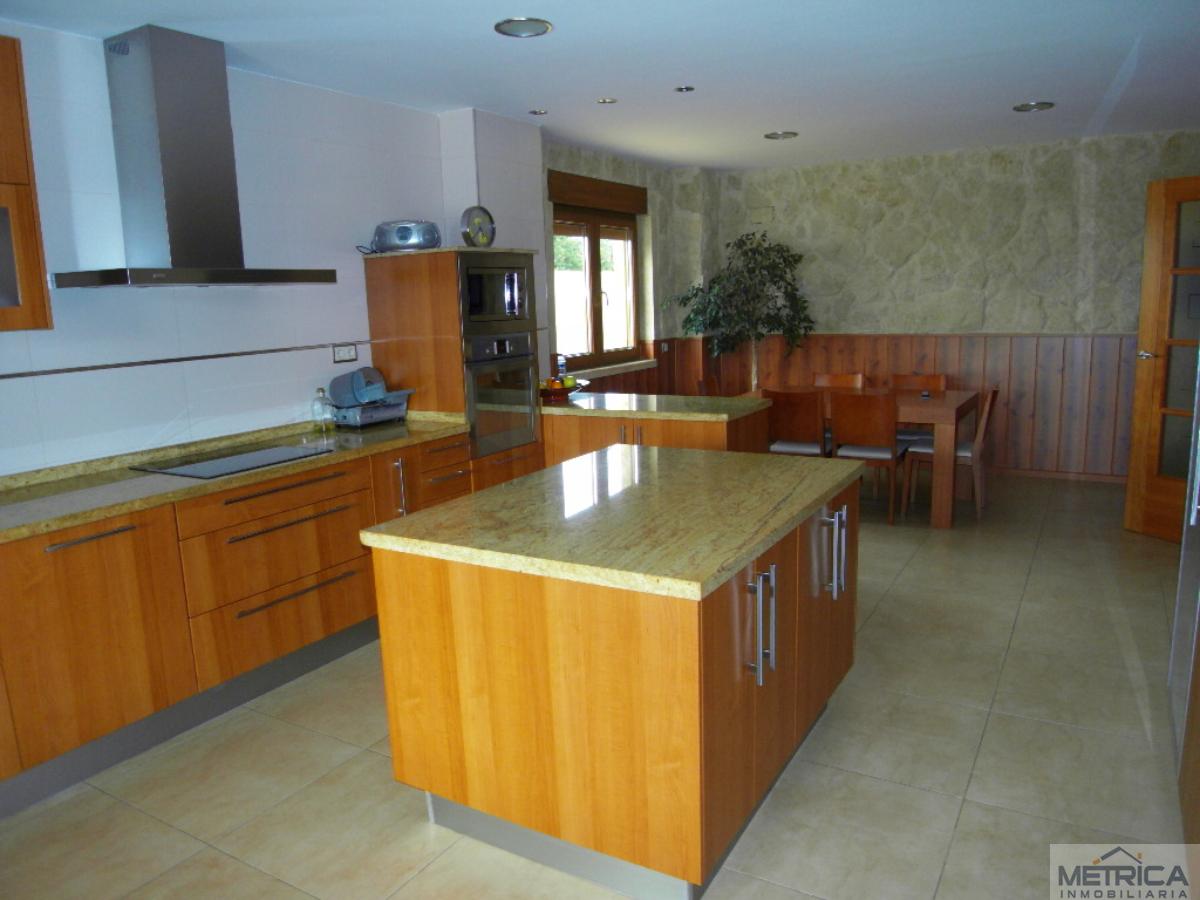 Venta de chalet en Villamayor