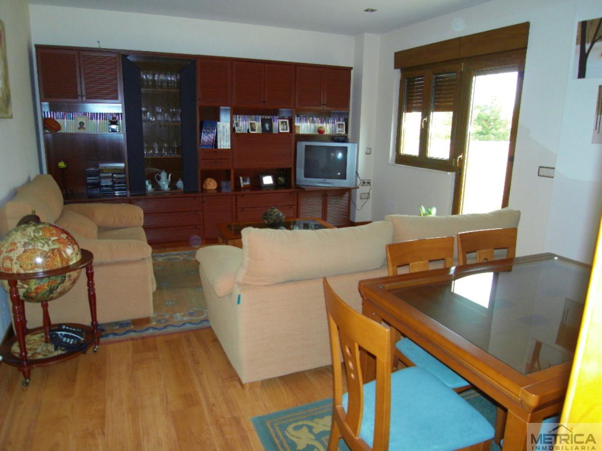 For sale of chalet in Villamayor