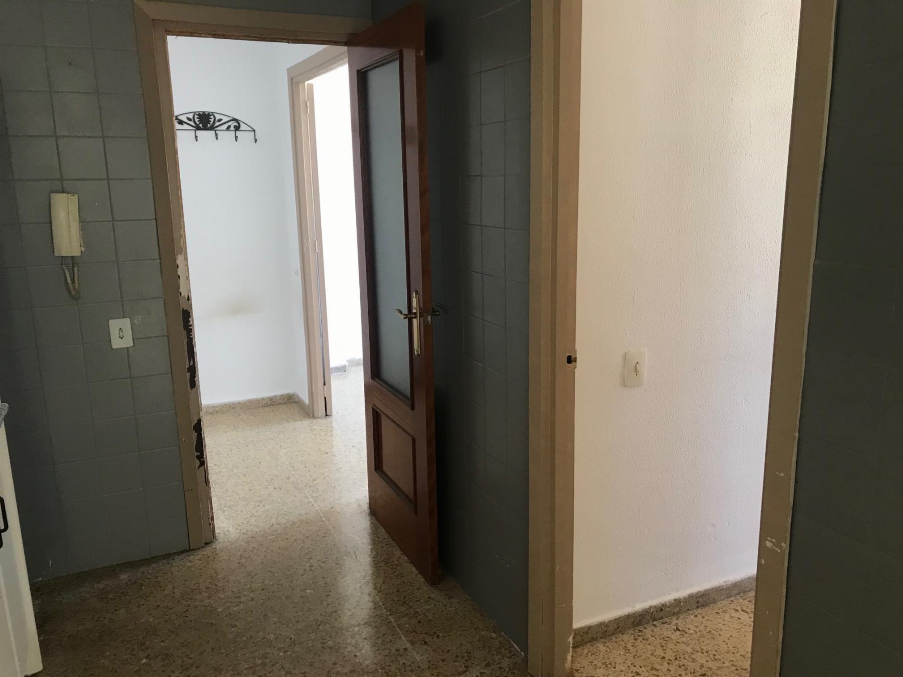 For sale of flat in San Fernando