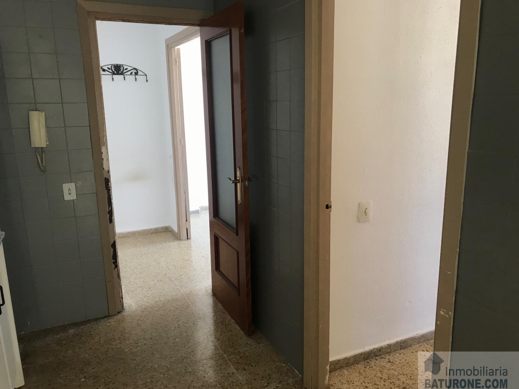For sale of flat in San Fernando
