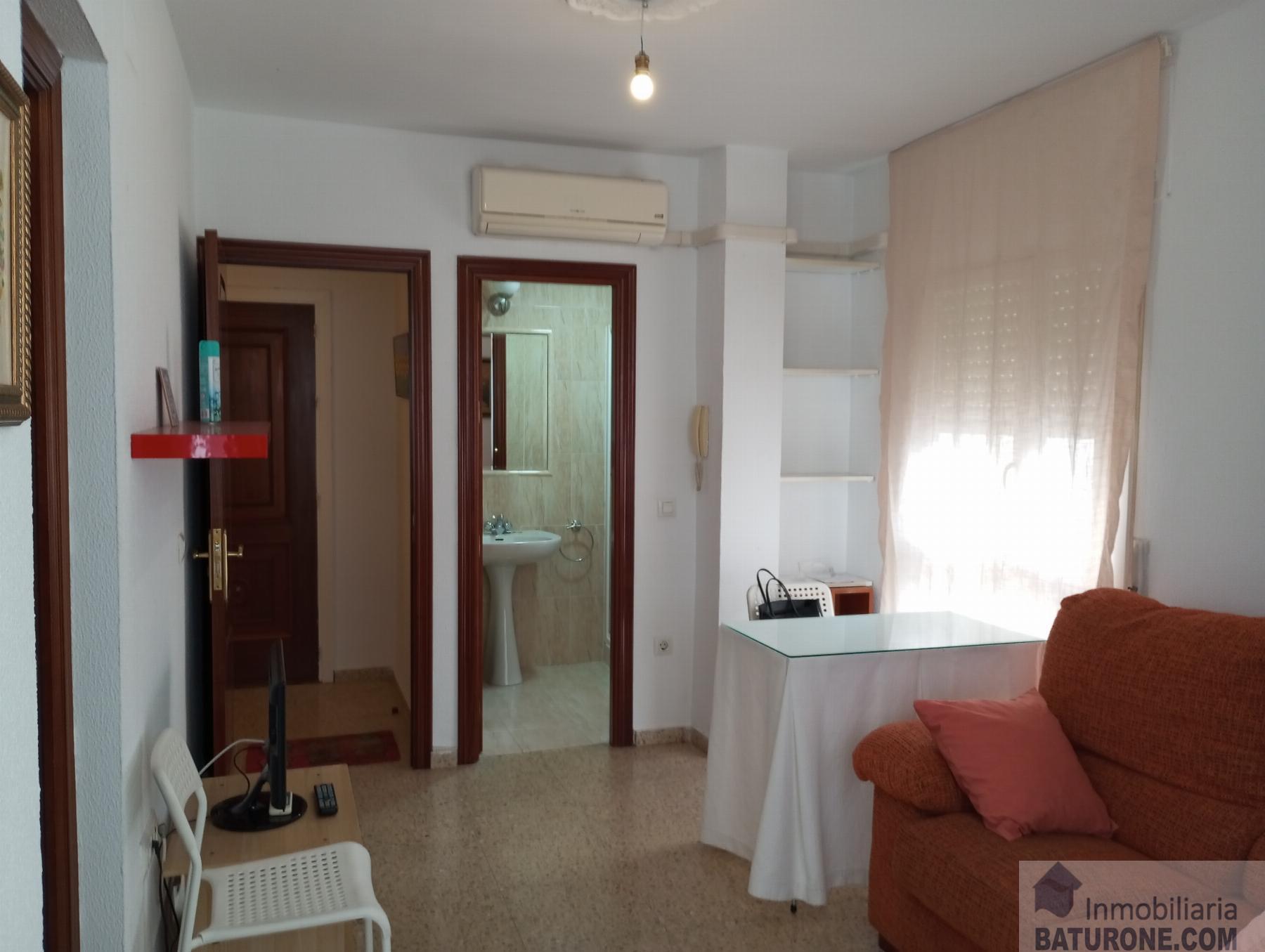 For sale of flat in San Fernando