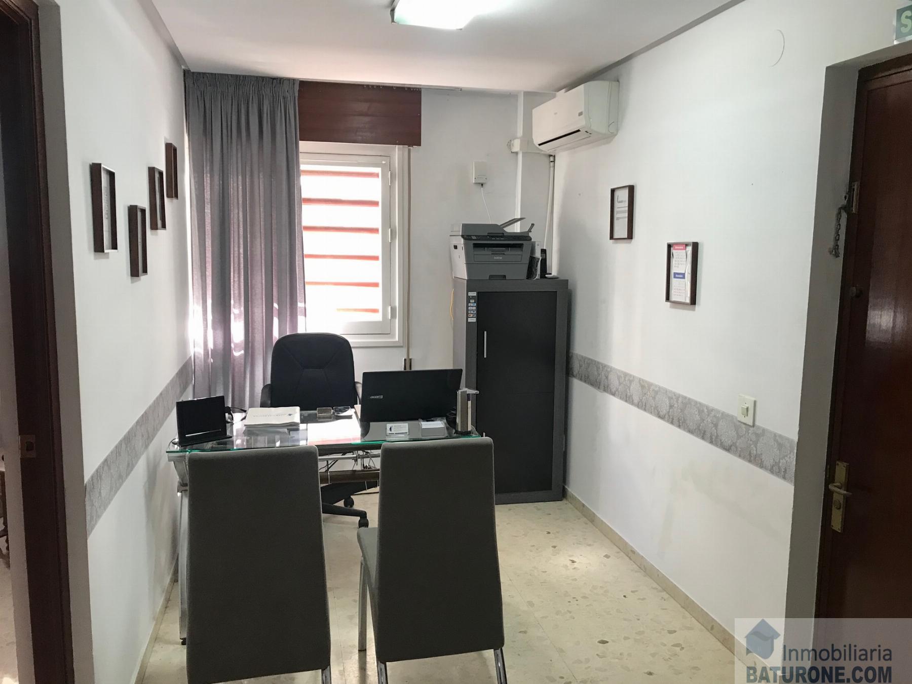 For sale of premises in San Fernando