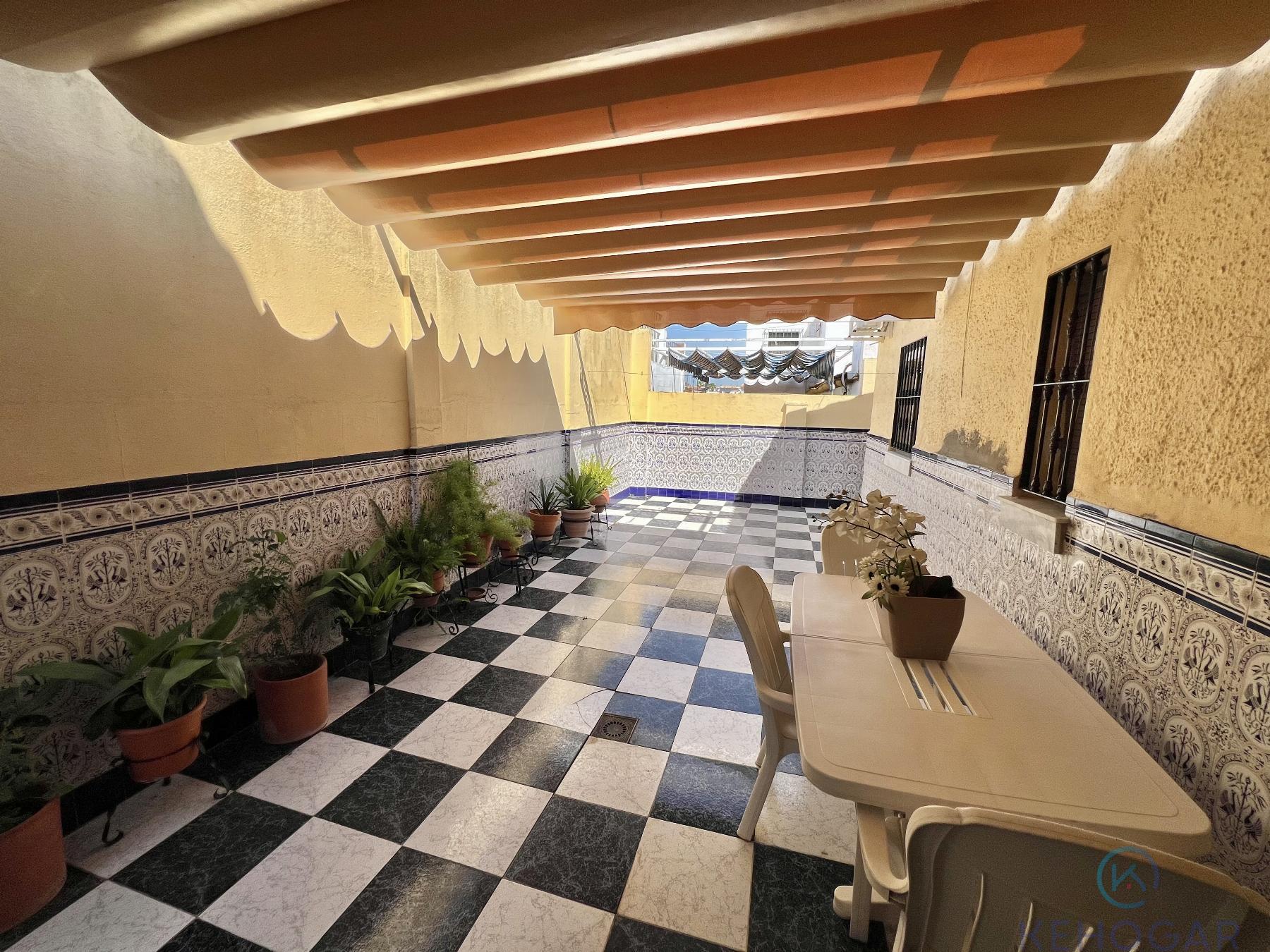 Venta de casa en Dos Hermanas