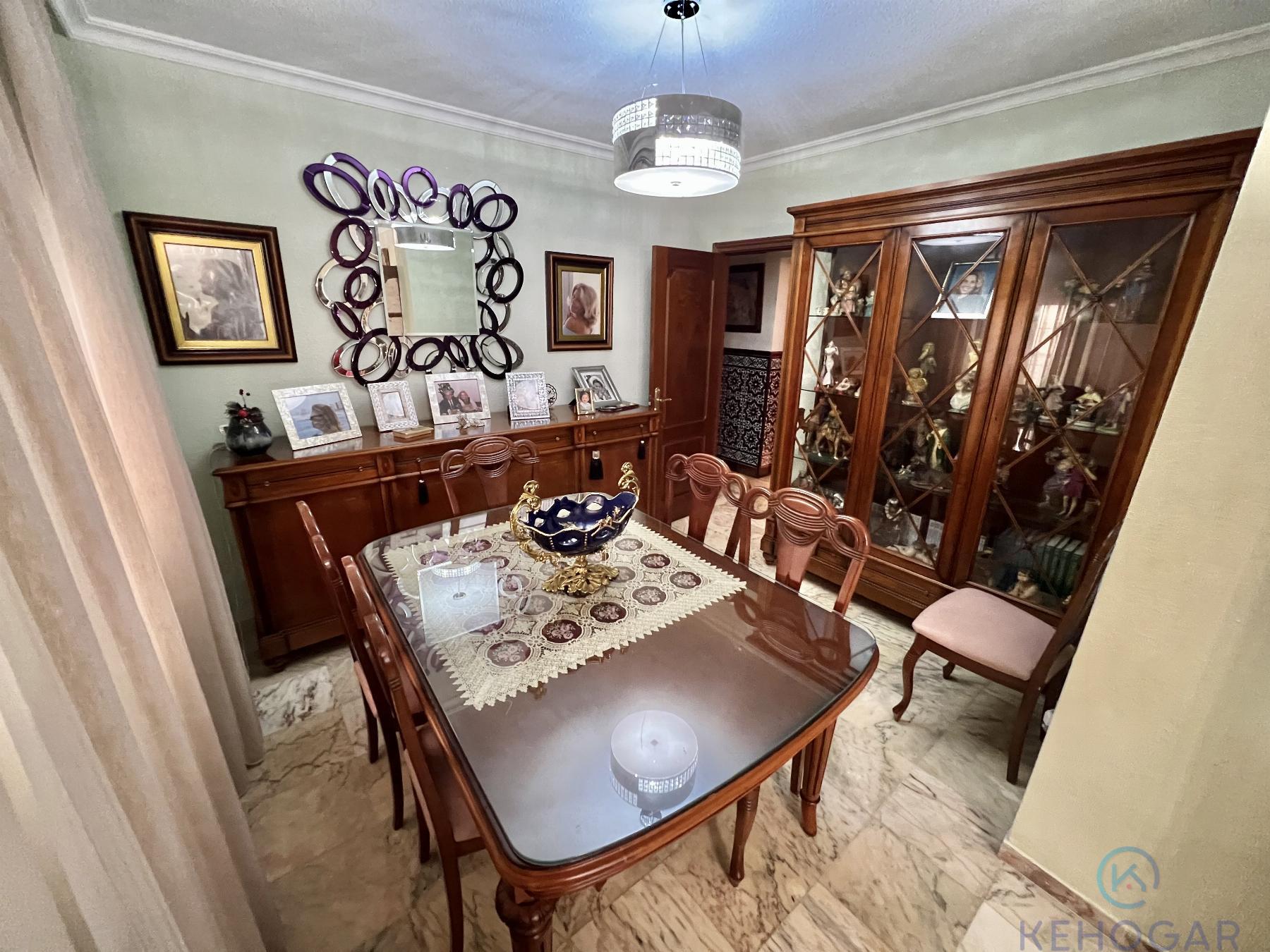 Venta de casa en Dos Hermanas
