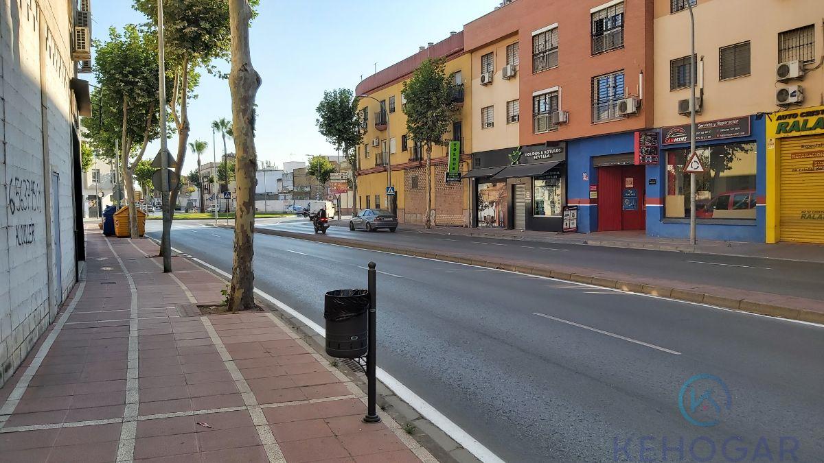 Venta de local comercial en Dos Hermanas