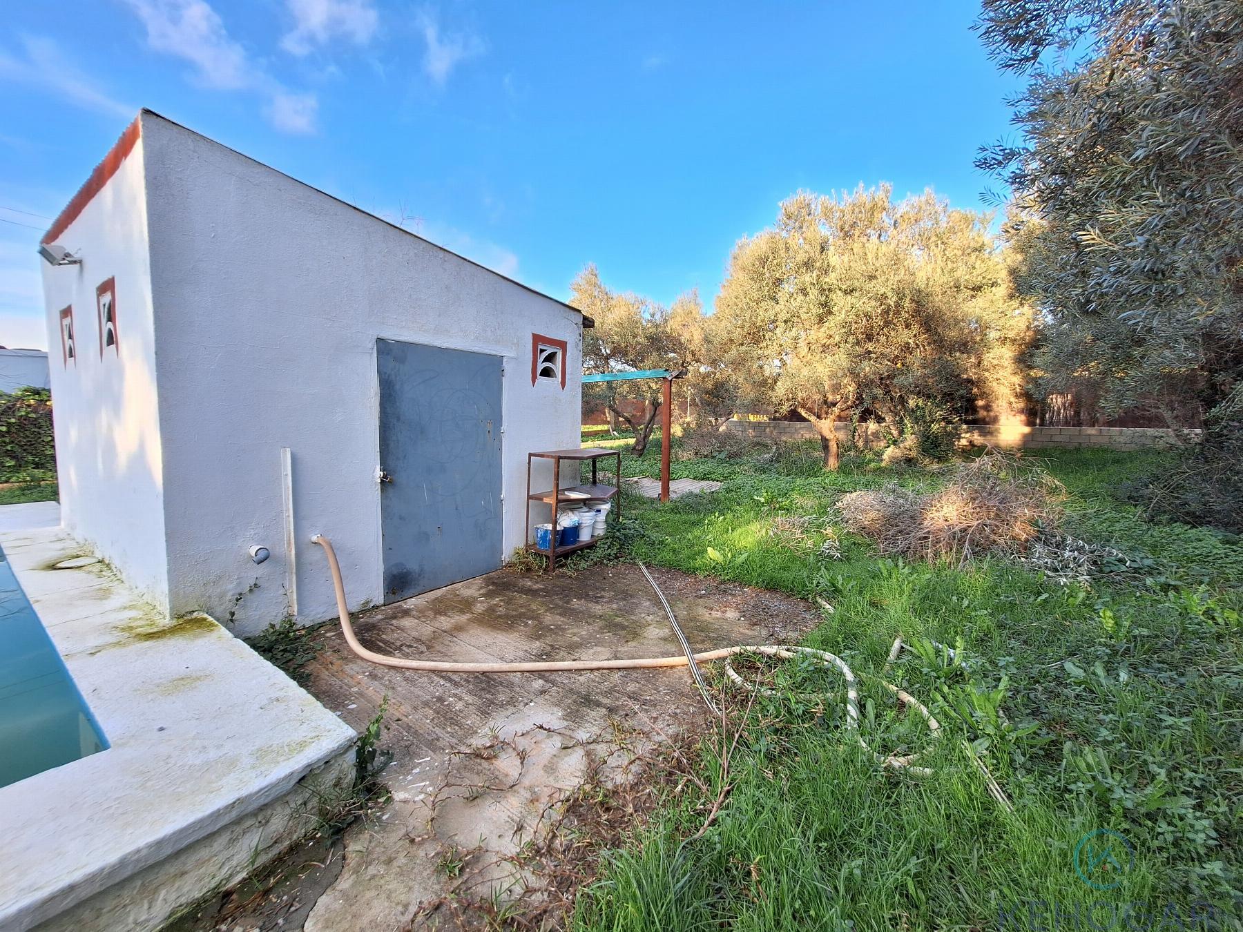 Venta de finca rústica en Dos Hermanas