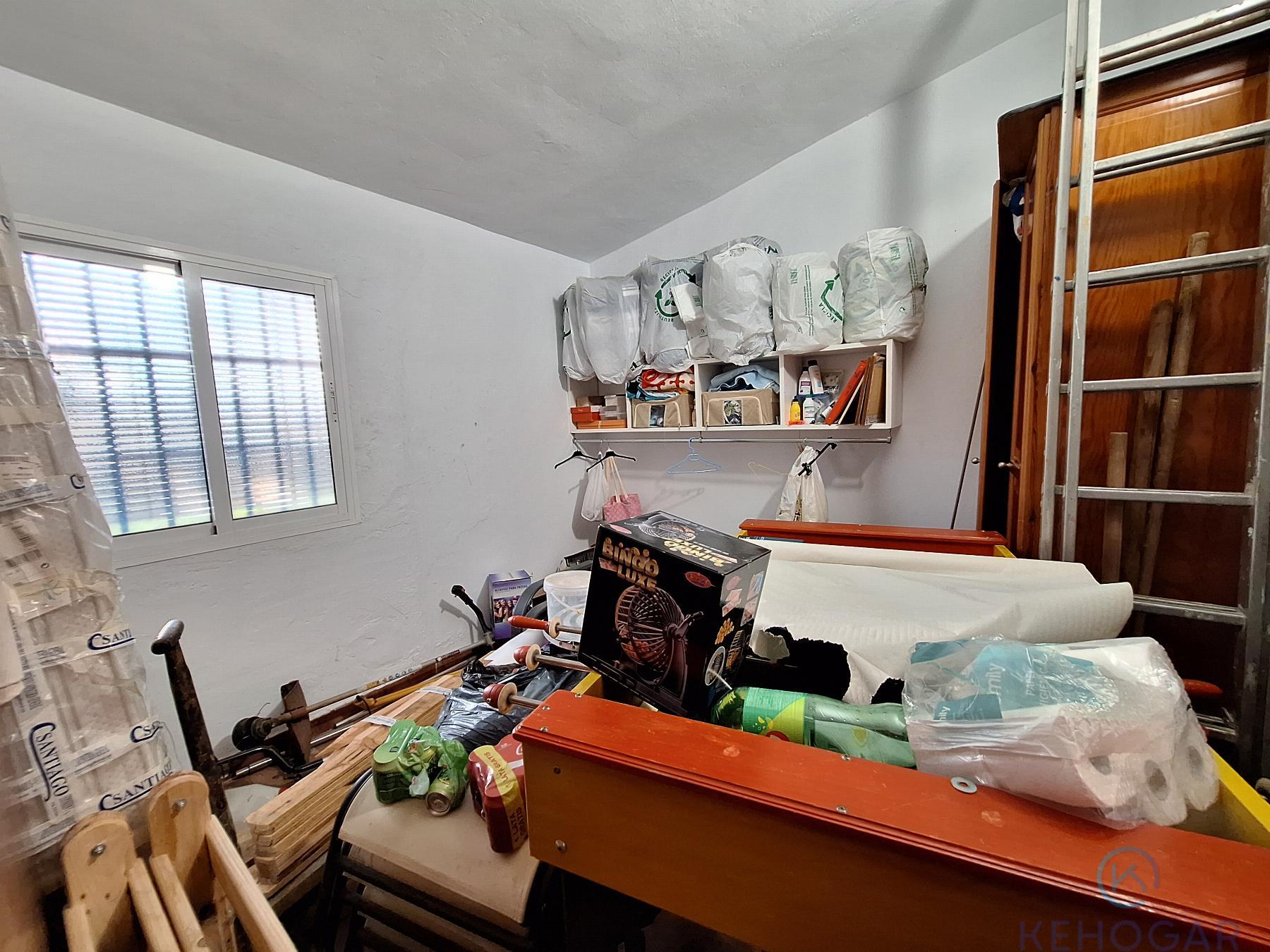 Venta de finca rústica en Dos Hermanas