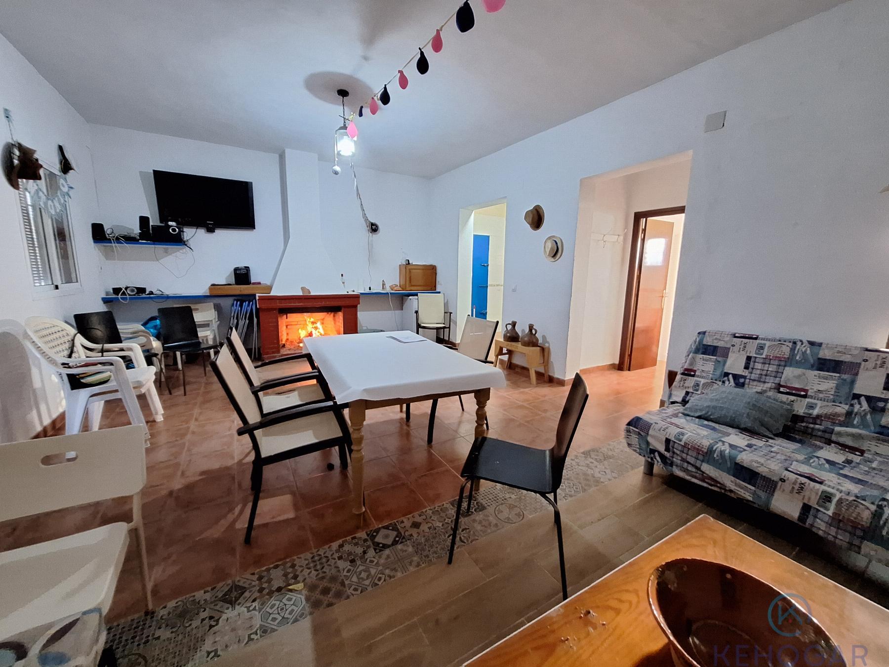 Venta de finca rústica en Dos Hermanas
